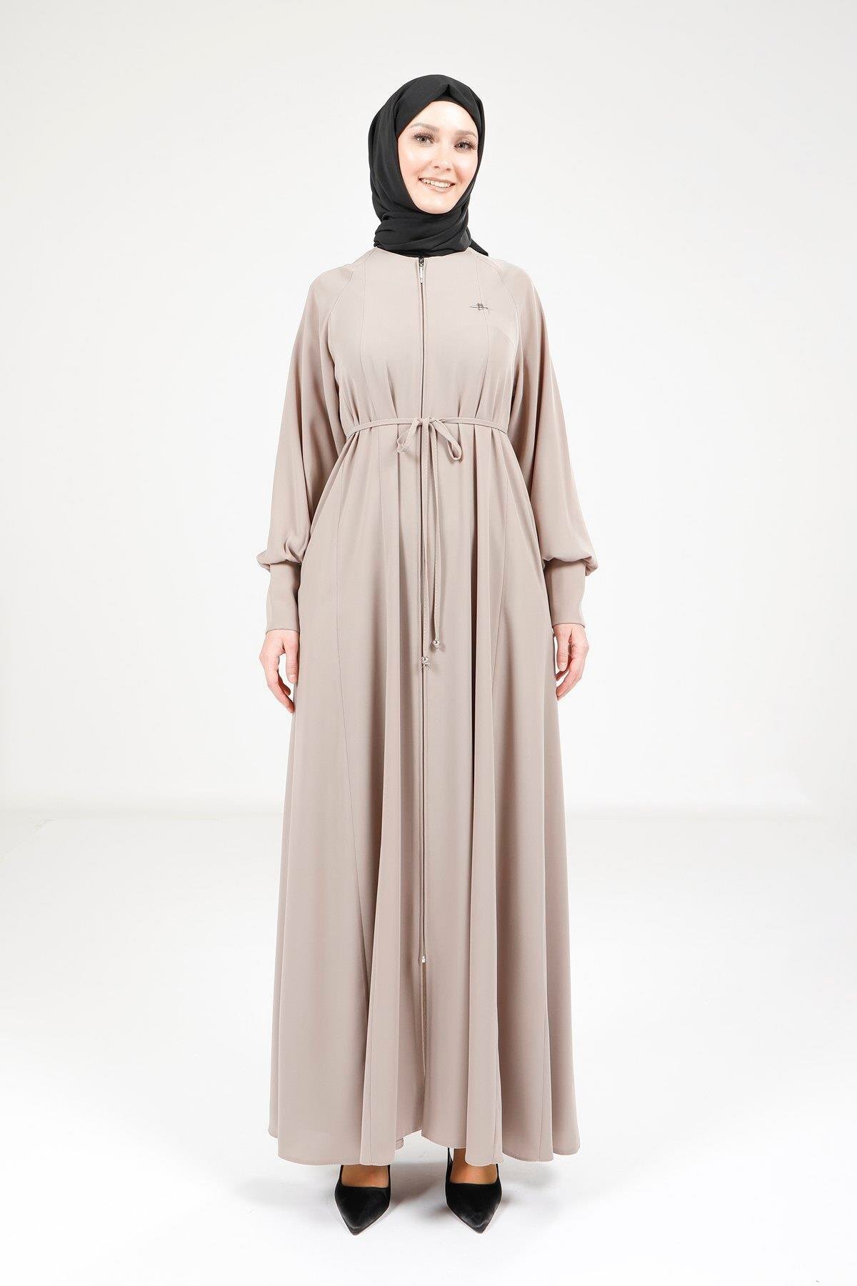 Bej Kloş Fermuarlı Ferace - Beyza