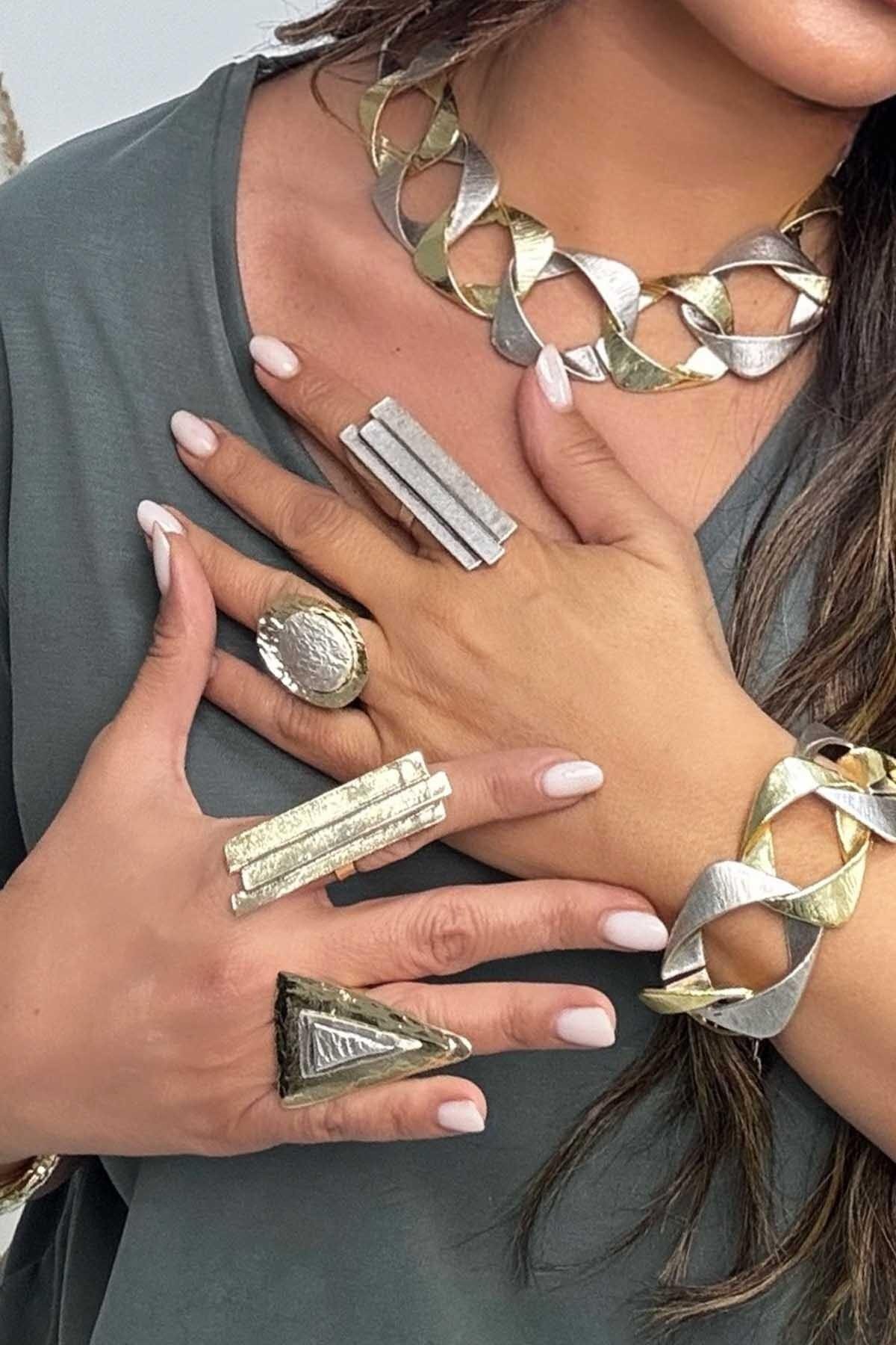 Axis Detail Ring - Gold - Byp Atelier