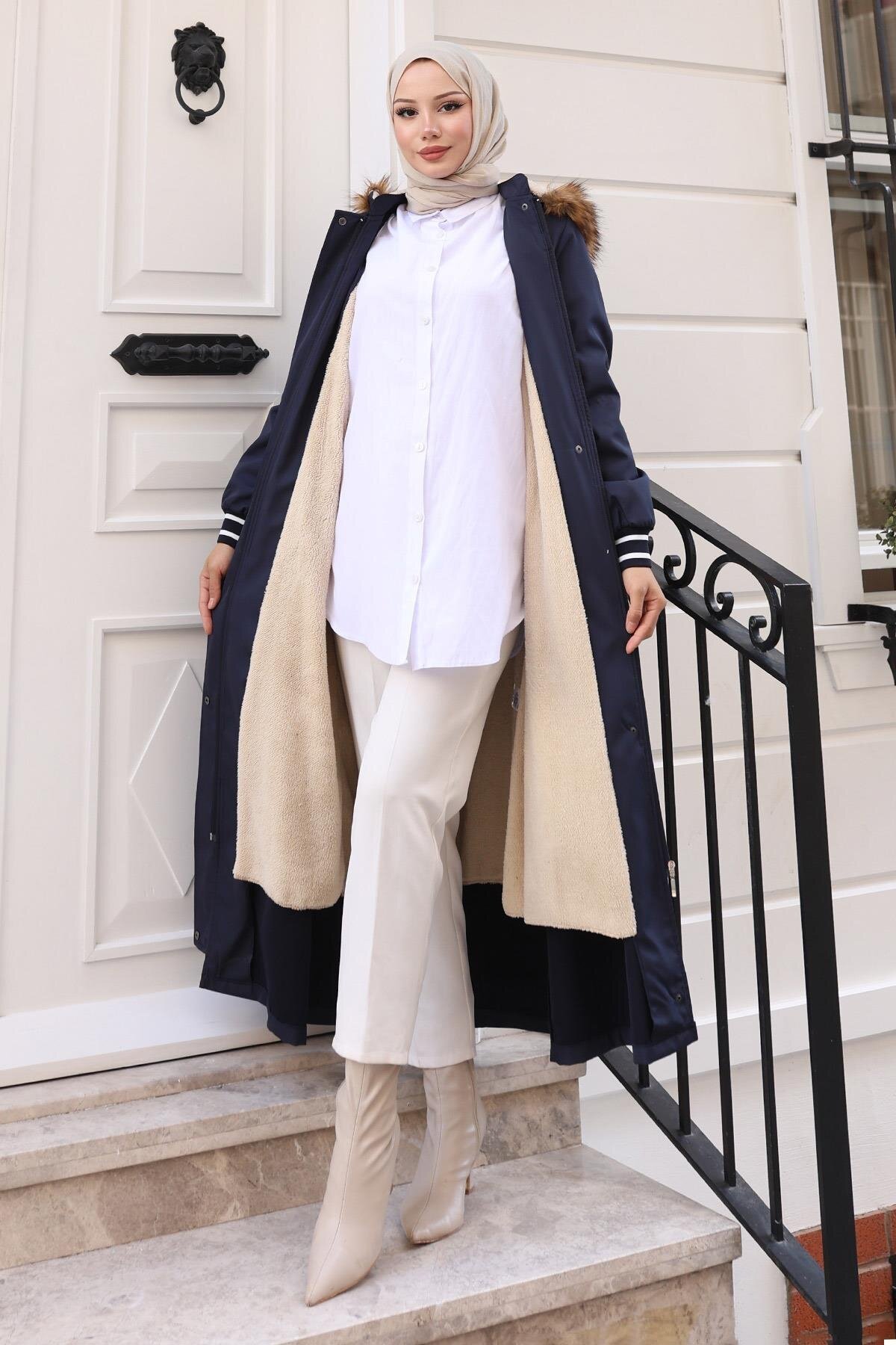 Hooded Patch Detail Coat - Navy Blue - Missvalle