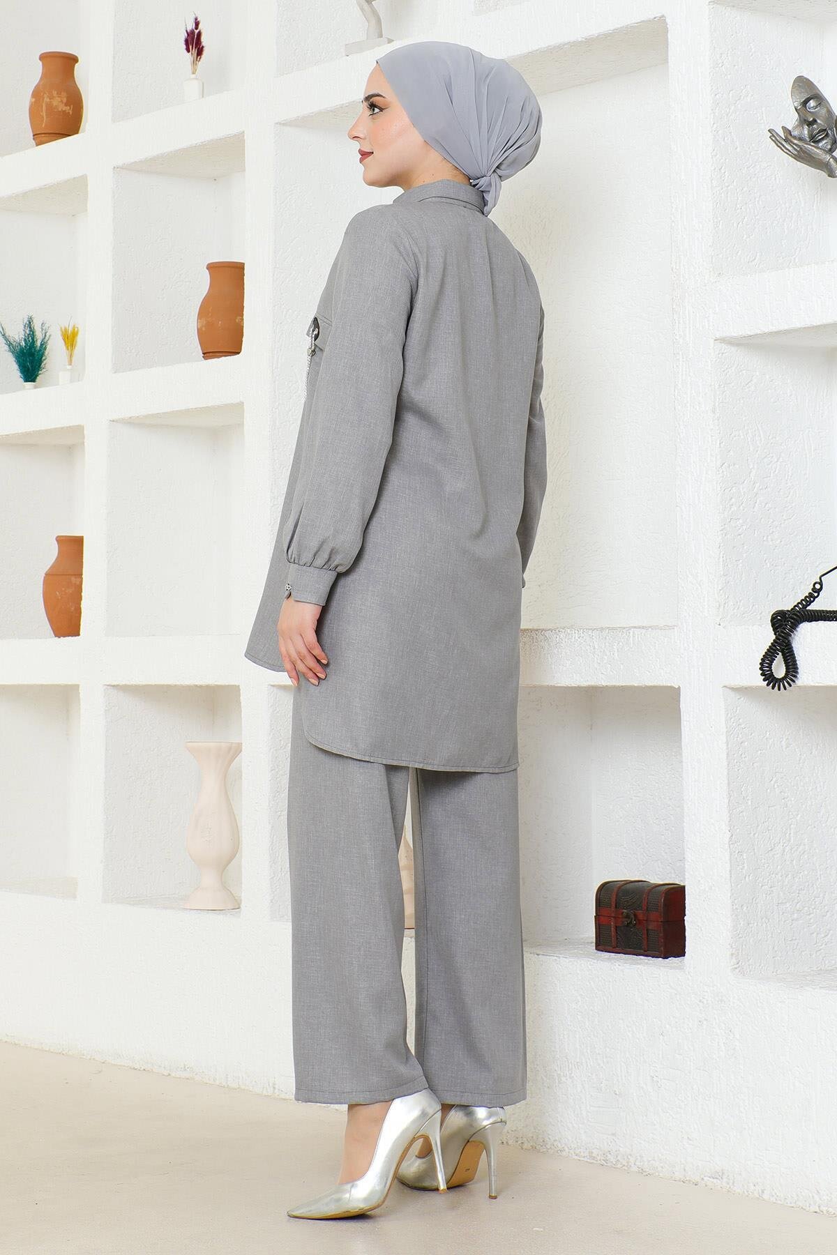 Modest Chain-Detailed Emblem Two-Piece Set - Grey - Modamihram