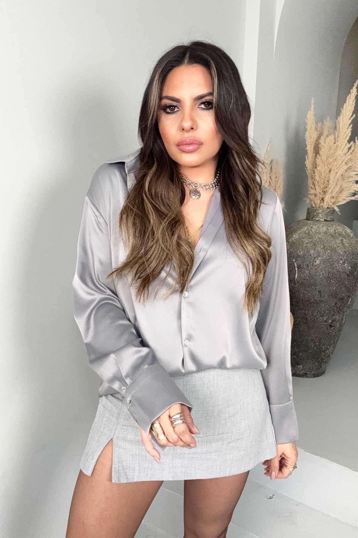 تنورة شورت ميني رمادية بفتحة - Sohotique By P