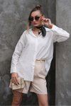 Beyaz Kolları Fisto Detaylı Gömlek