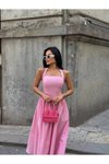 Pembe Uzun Kloş Askılı Kare Yaka Elbise
