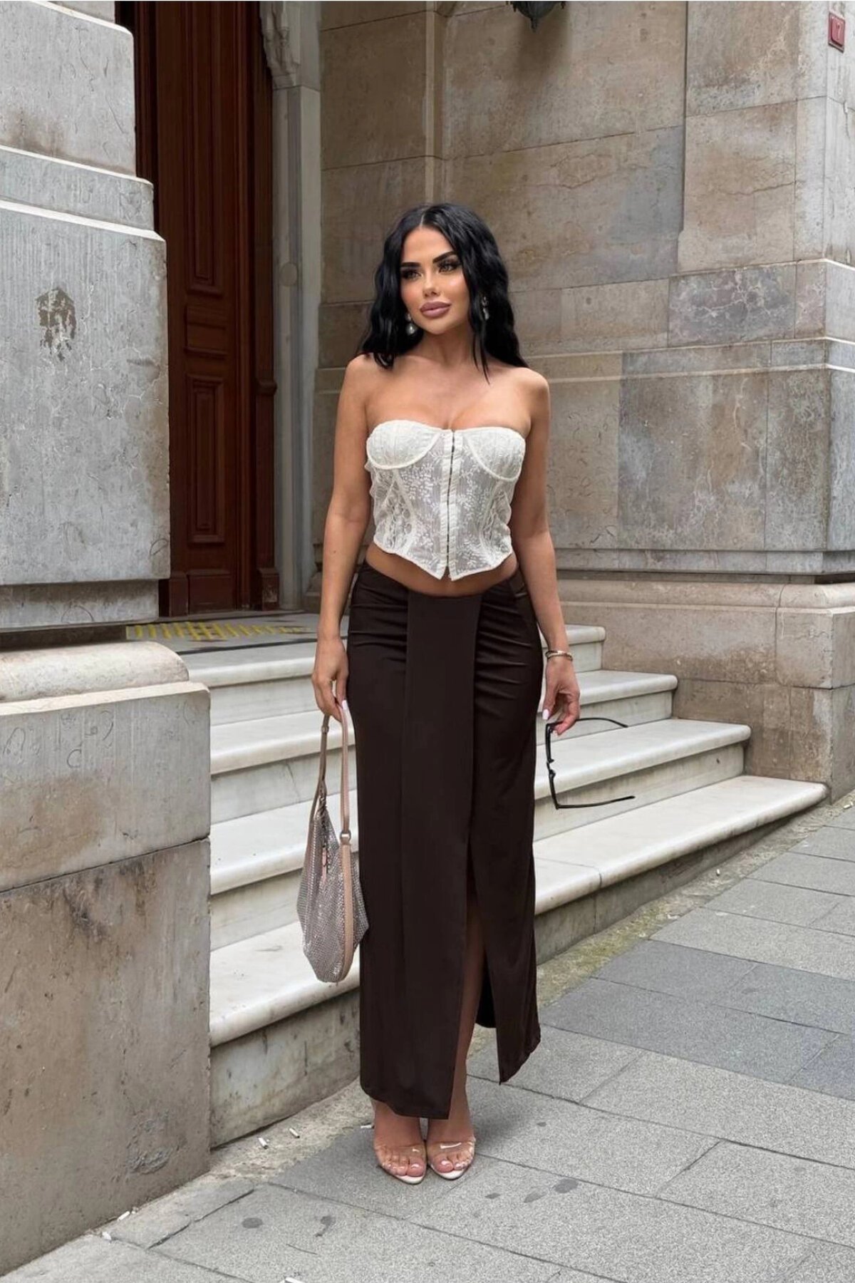 Kahverengi Uzun Büzgü Detaylı Yırtmaçlı Etek - VİSKALİ