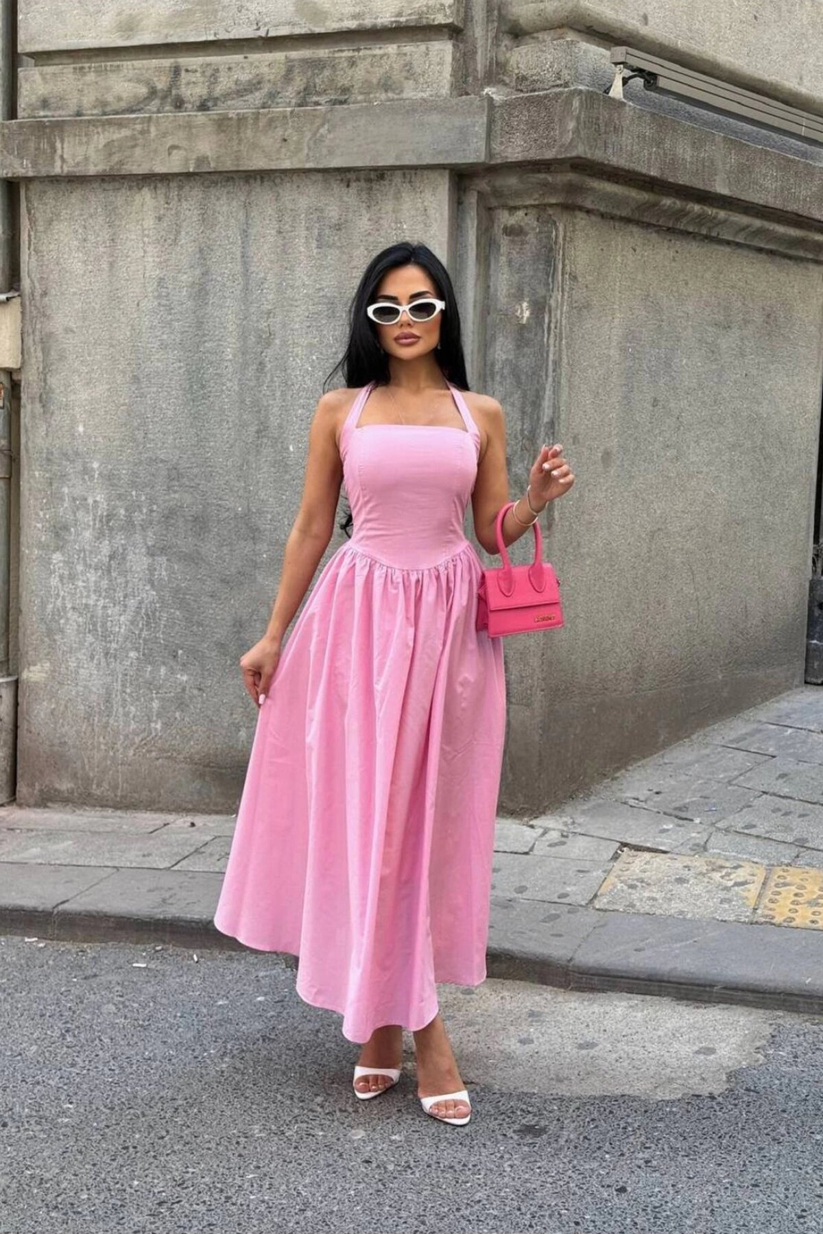 Pembe Uzun Kloş Askılı Kare Yaka Elbise - VİSKALİ