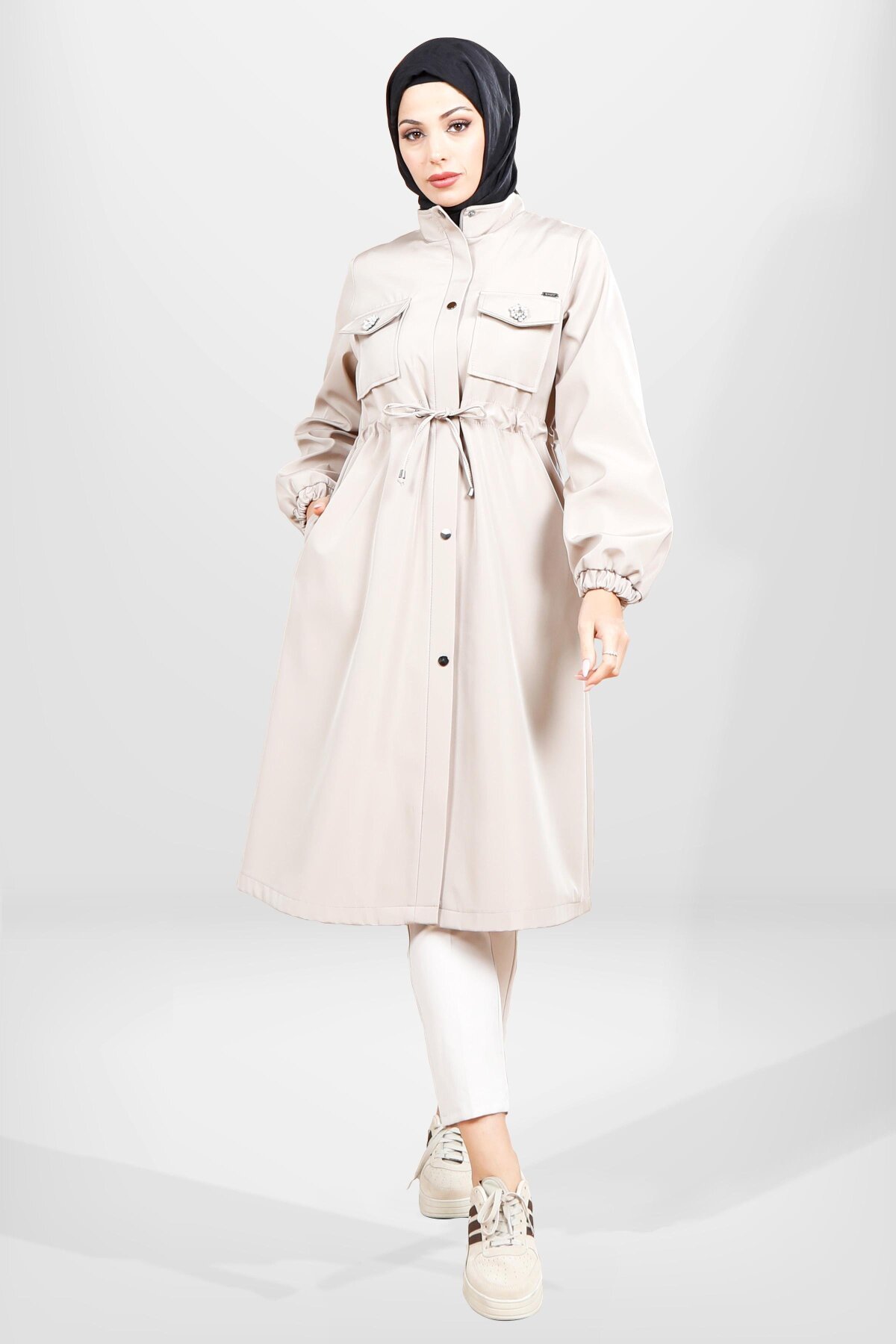 Bej Su Geçirmez Cepli Trençkot - Beyza