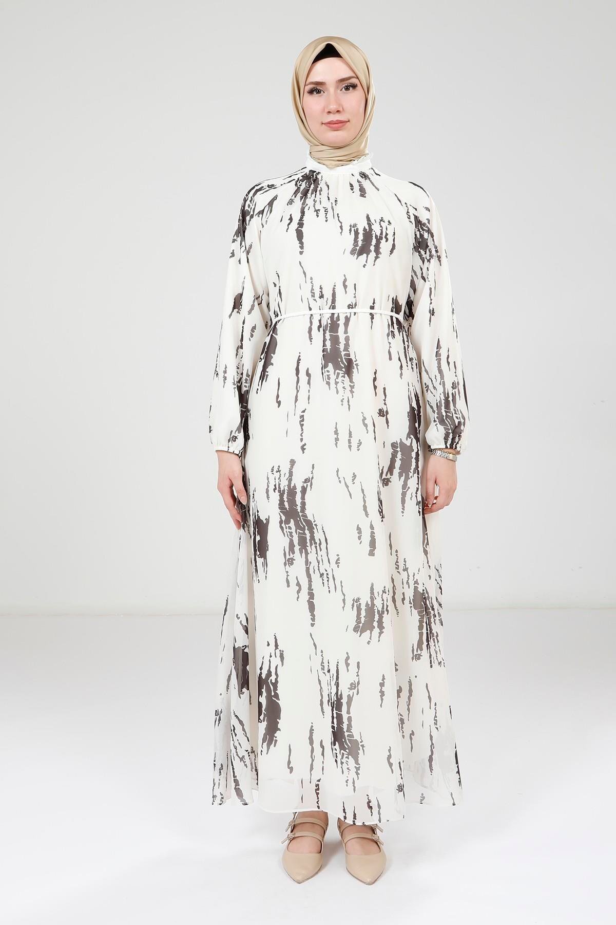 Beyaz Siyah Baskılı Tesettür Elbise - Beyza