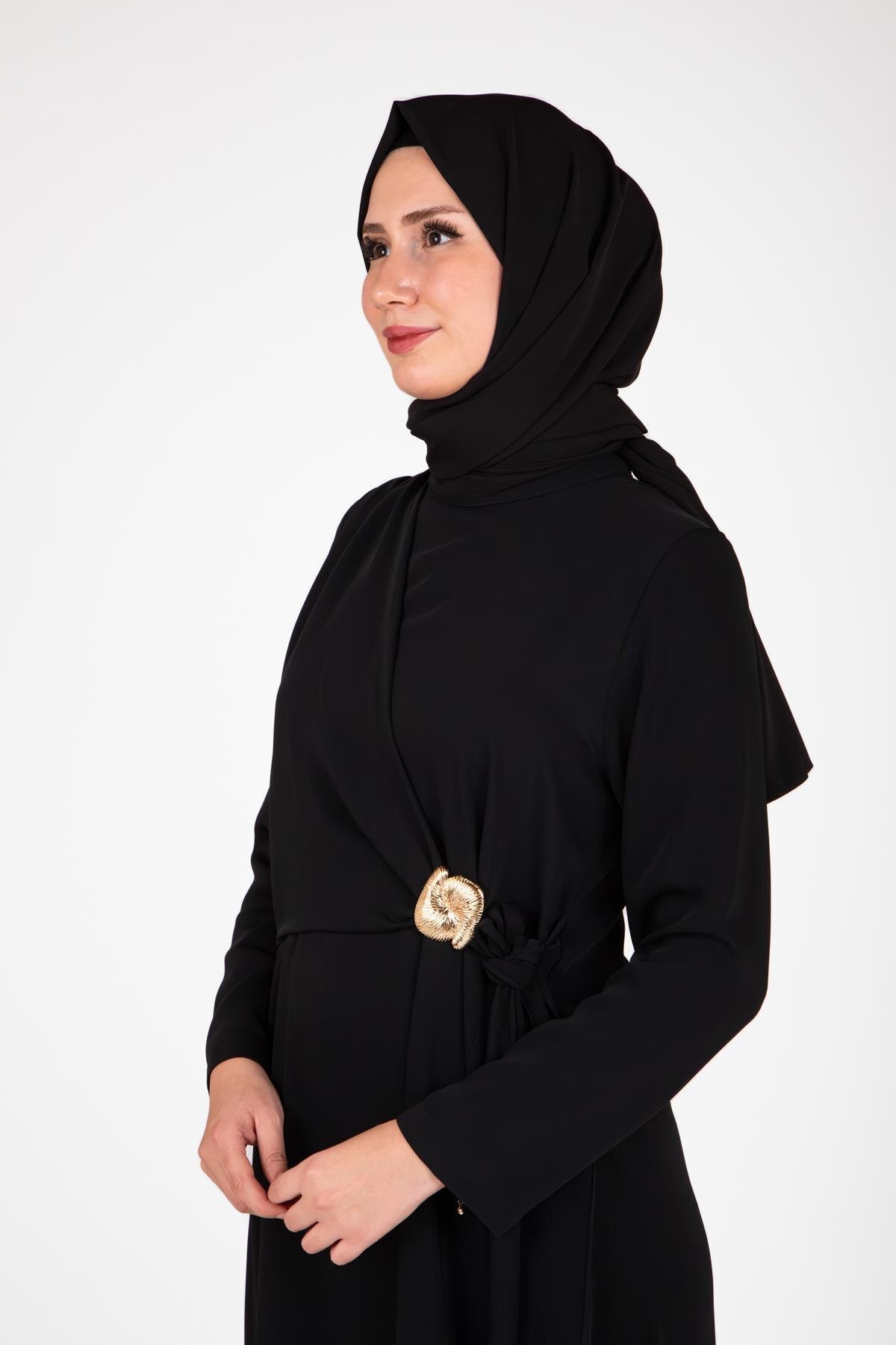 Modest Front Buckled Dress - Black - Beyza
