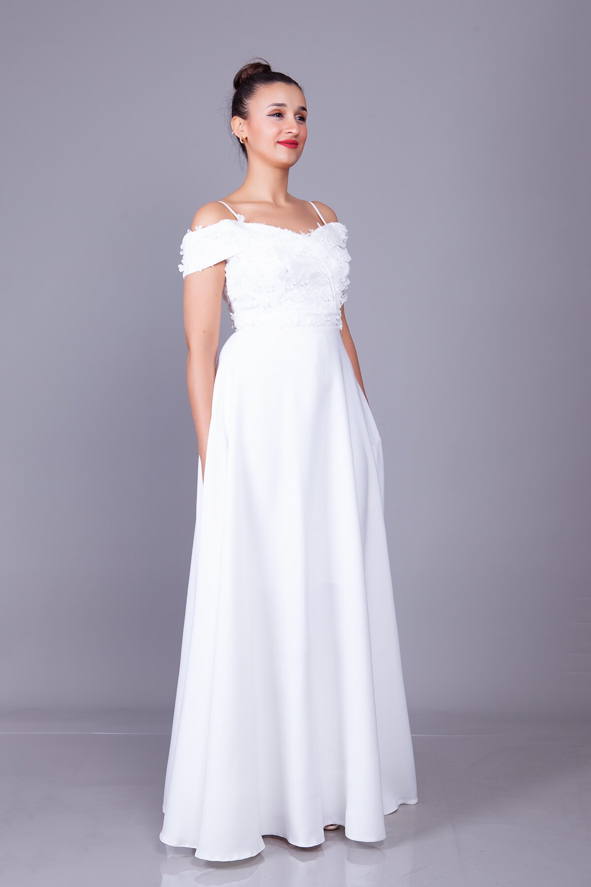 Long Flared Off-Shoulder Strappy Floral Tulle Evening Dress - White - Bidoluelbise