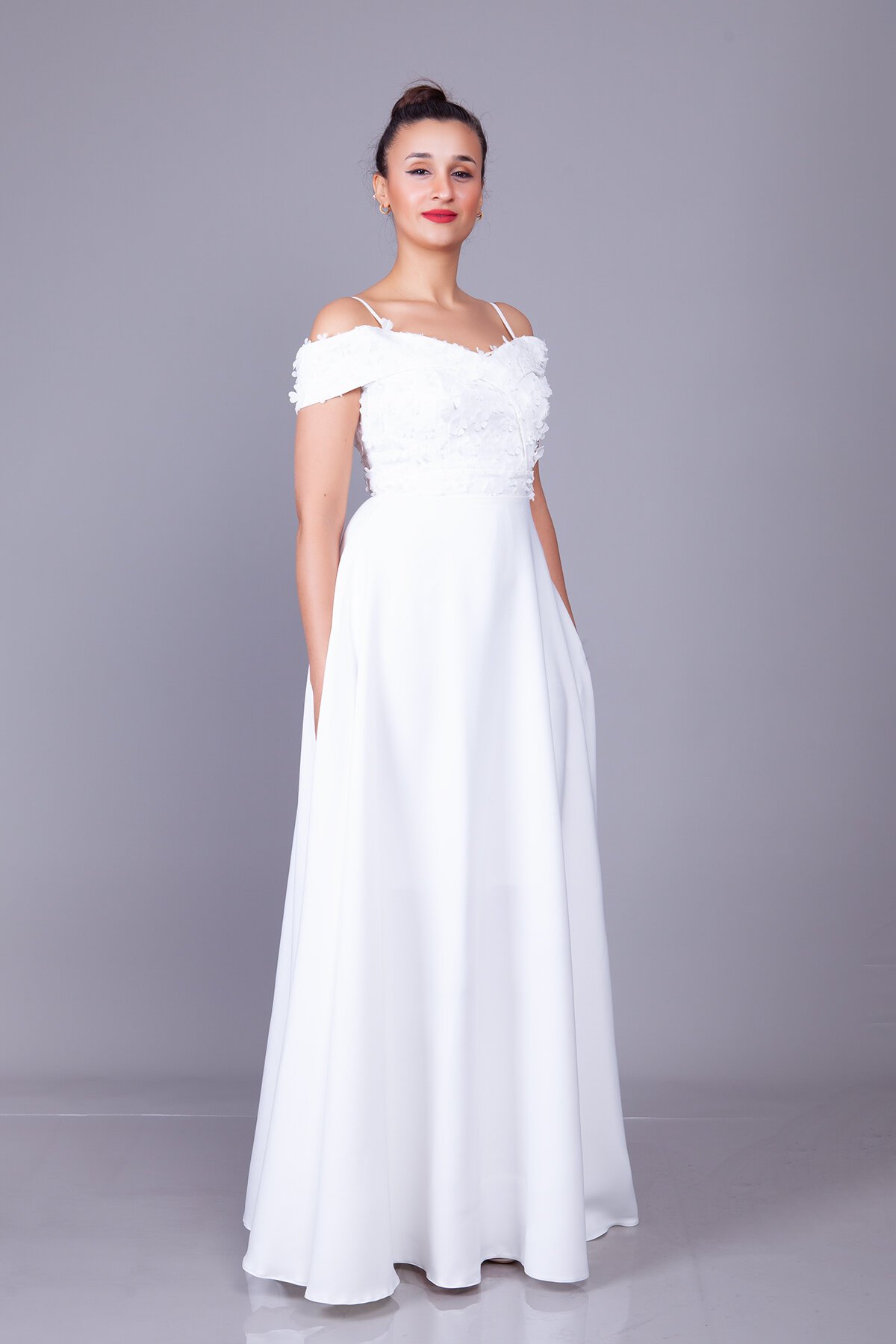 Long Flared Off-Shoulder Strappy Floral Tulle Evening Dress - White - Bidoluelbise