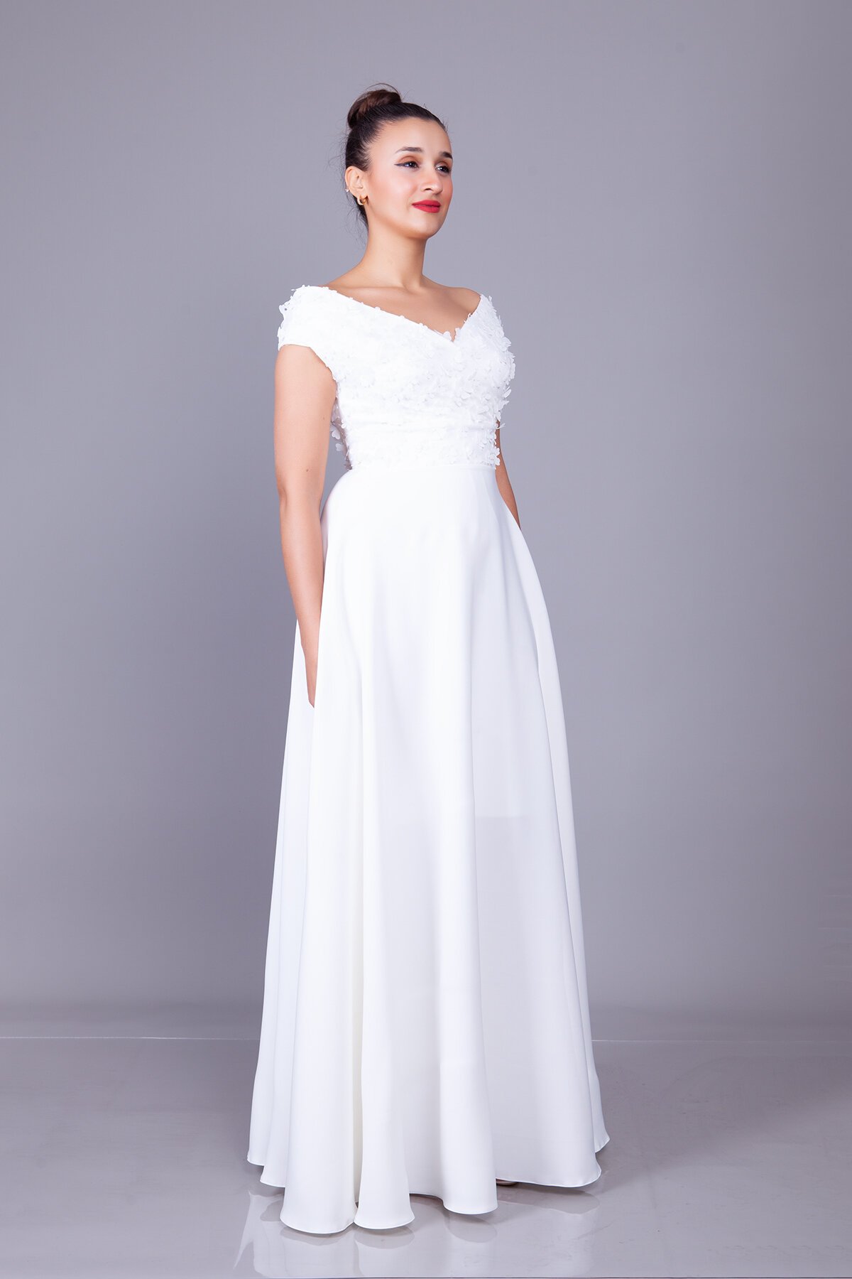 Long Floral Tulle Detail Boat Neck Evening Dress - White - Bidoluelbise