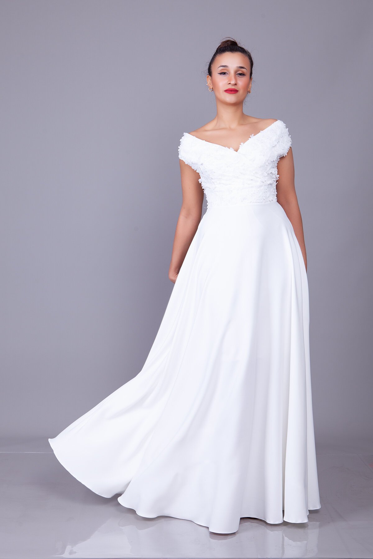 Long Floral Tulle Detail Boat Neck Evening Dress - White - Bidoluelbise