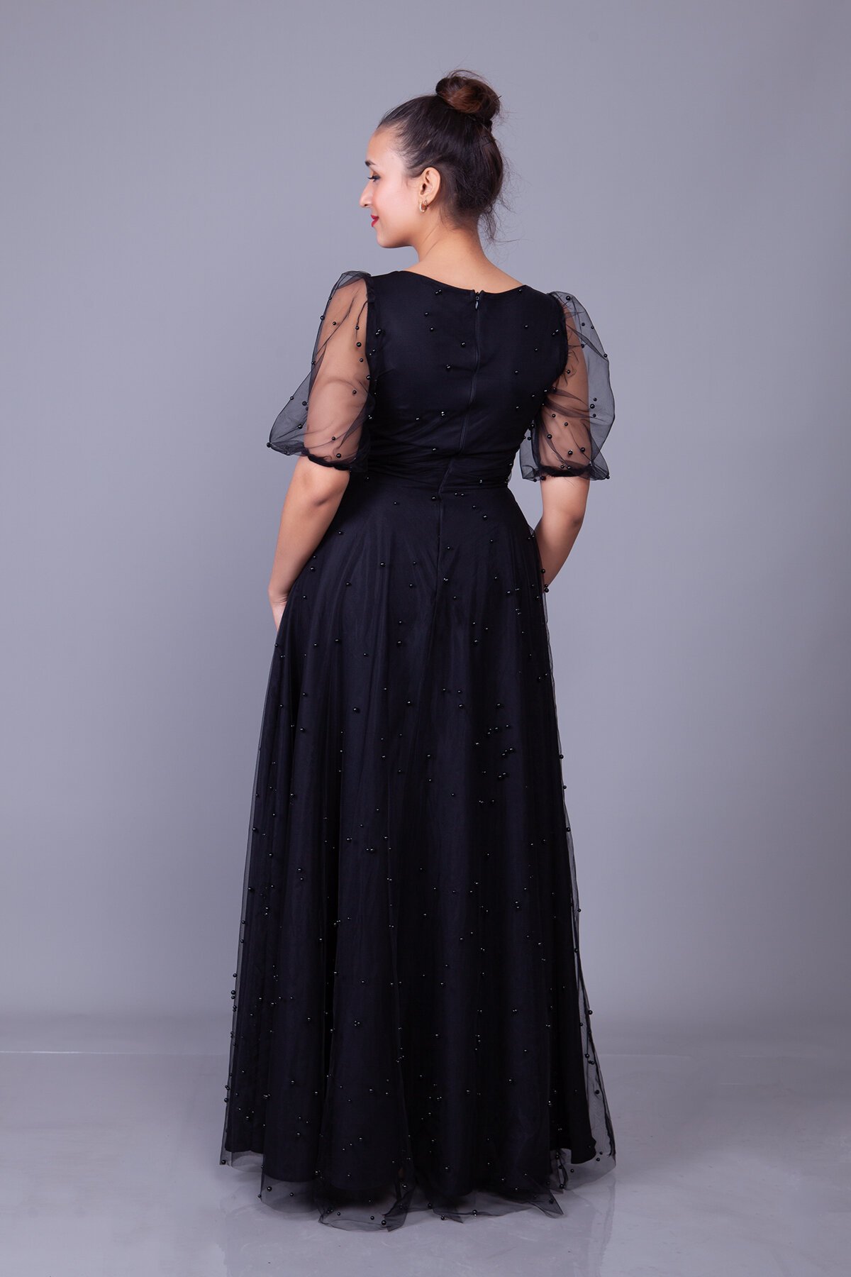 Long Pearl Tulle Overlay Square Neck Balloon Sleeve Evening Dress - White - Bidoluelbise