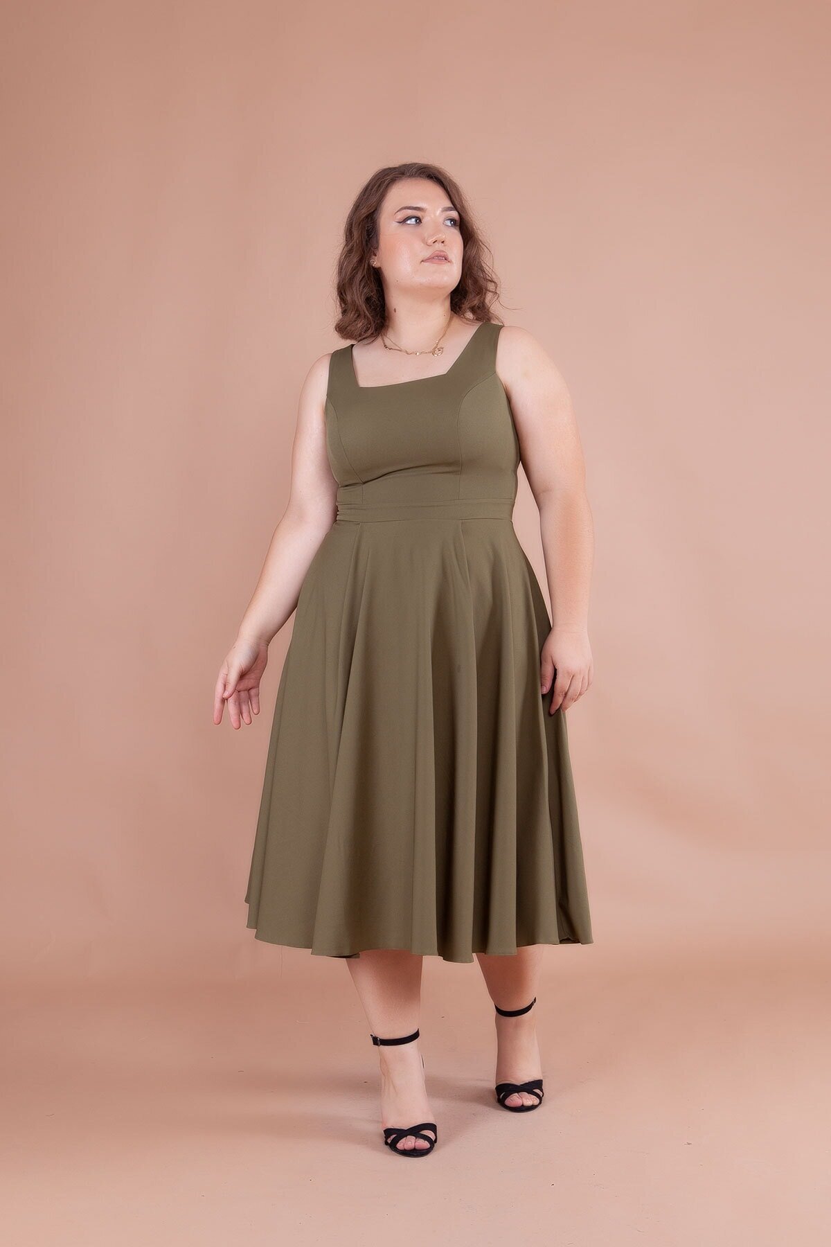 Midi Plus Size Square Neck Dress - Khaki - Bidoluelbise