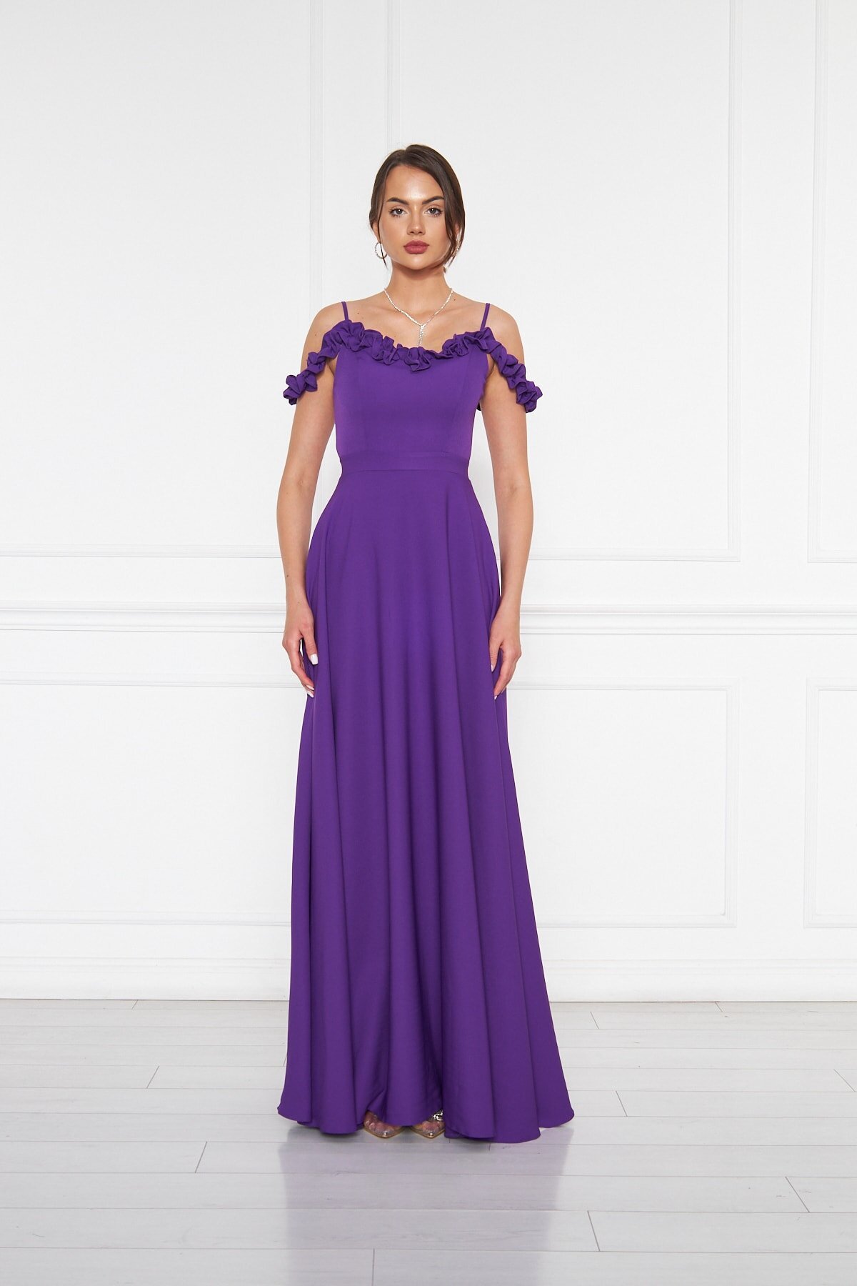 Mor Uzun Kloş Ayarlanabilir Askılı Fırfır Detay Abiye Elbise - Bidoluelbise