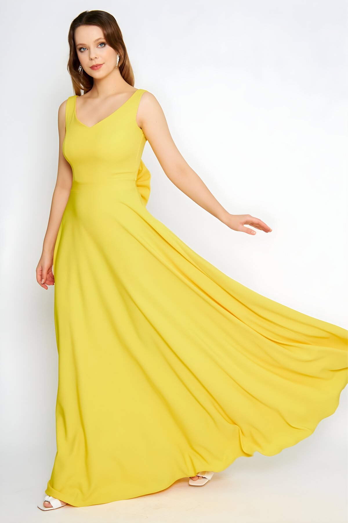 Long Flared V-Neck Back Bow Detail Decorative Button Evening Dress - Yellow - Bidoluelbise