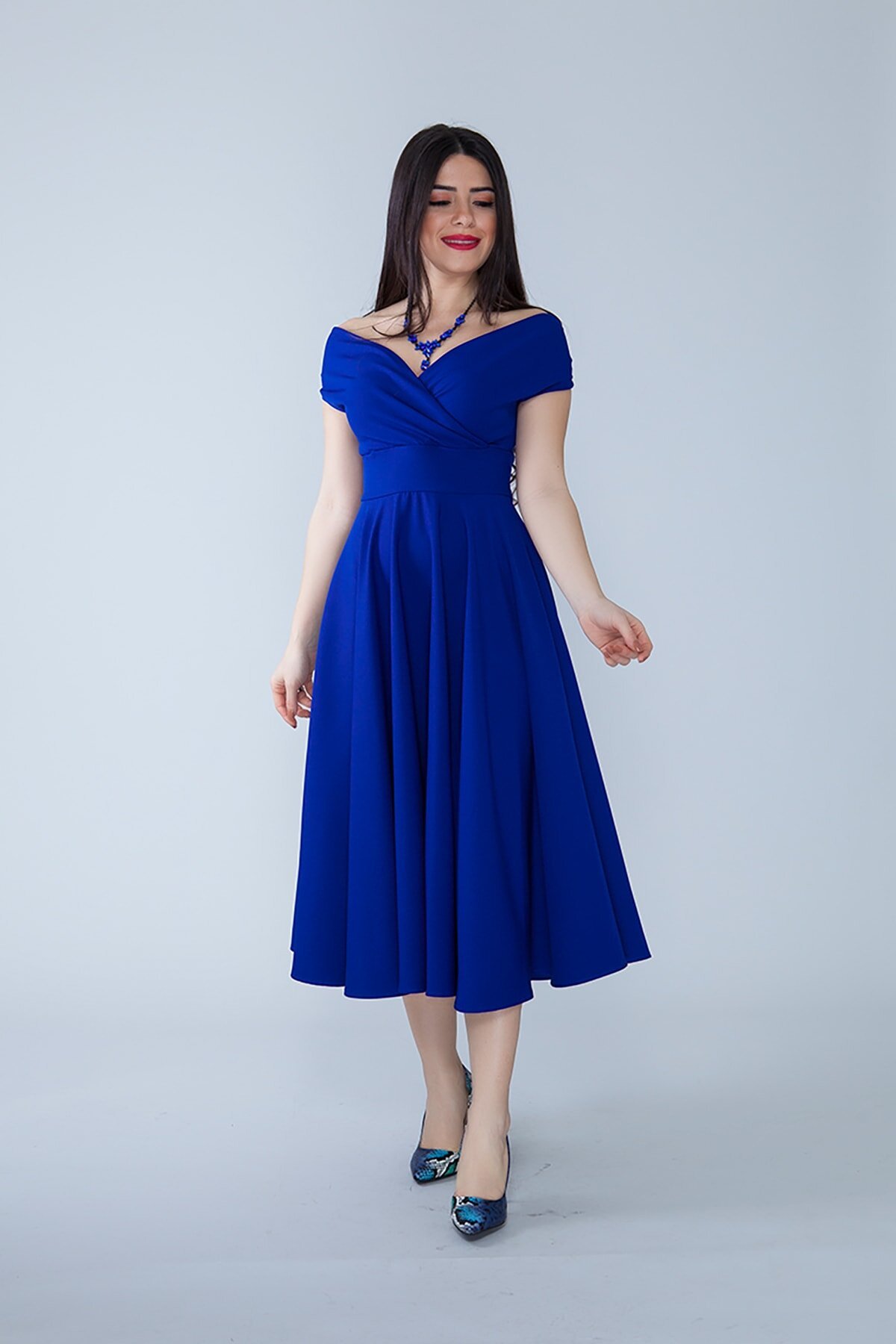 Sax Mavi Midi Kloş Kayık Yaka Abiye Elbise - Bidoluelbise