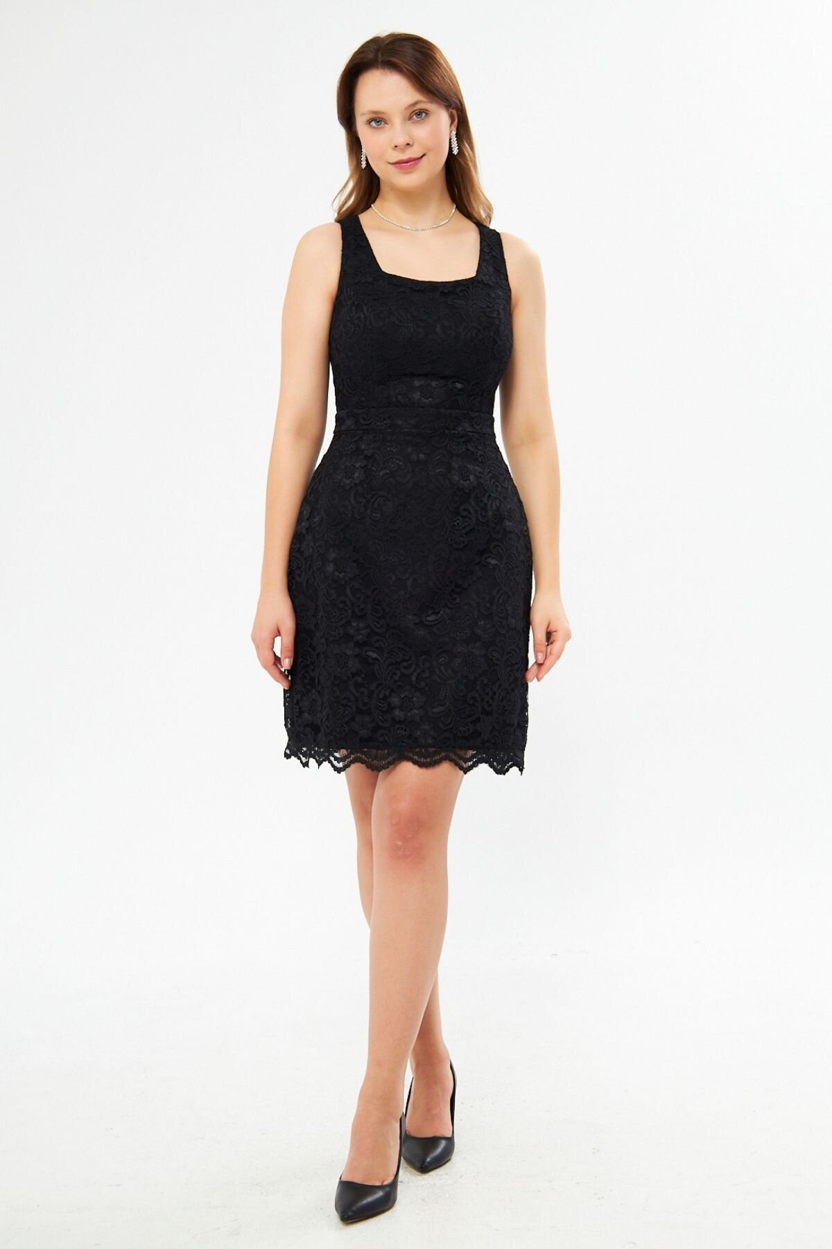 Siyah Fransız Dantel Mini Kare Yaka Geniş Askılı Abiye Elbise - Bidoluelbise