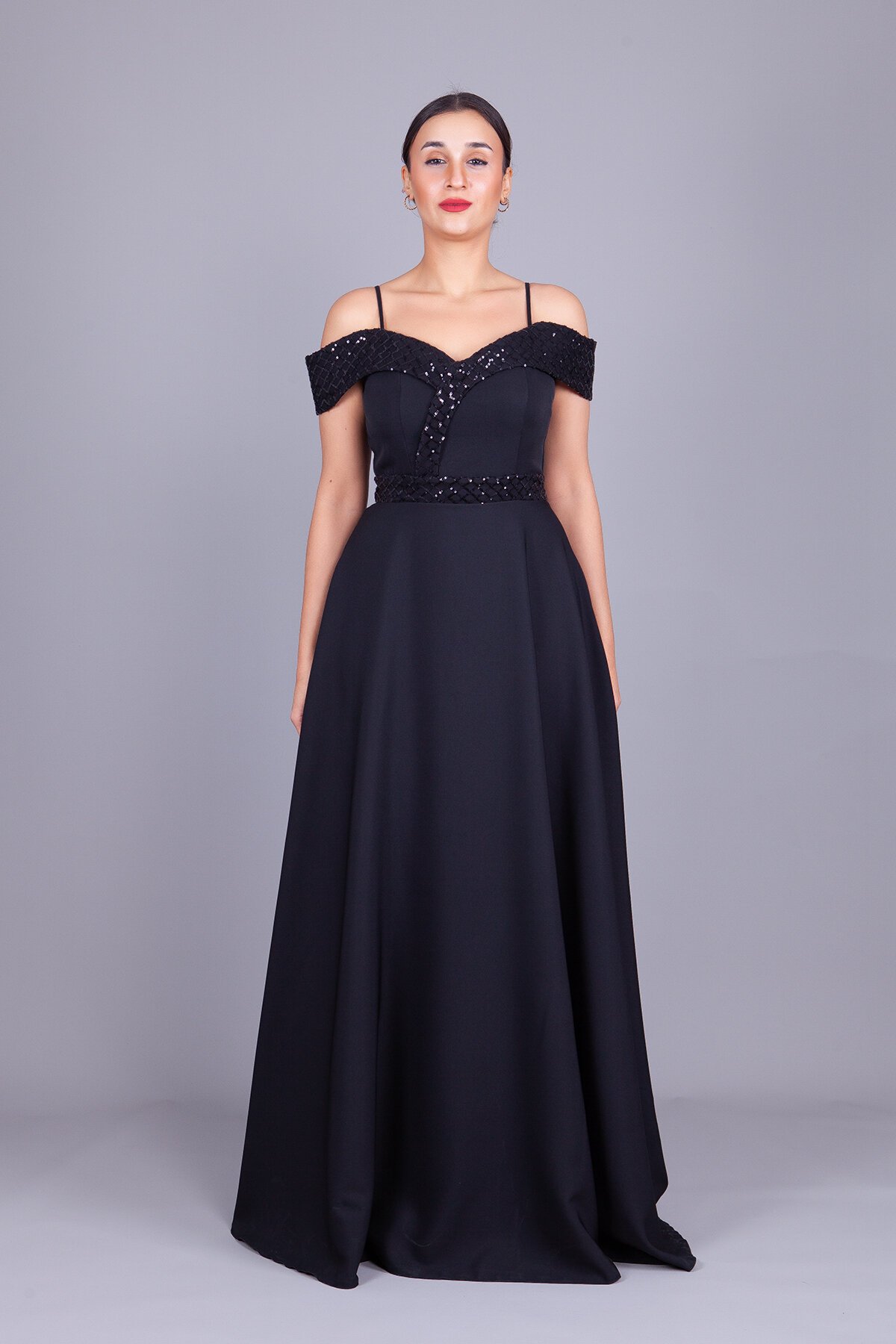 Long Flared Off-Shoulder Plaid Sequin Detail Evening Dress - Black - Bidoluelbise