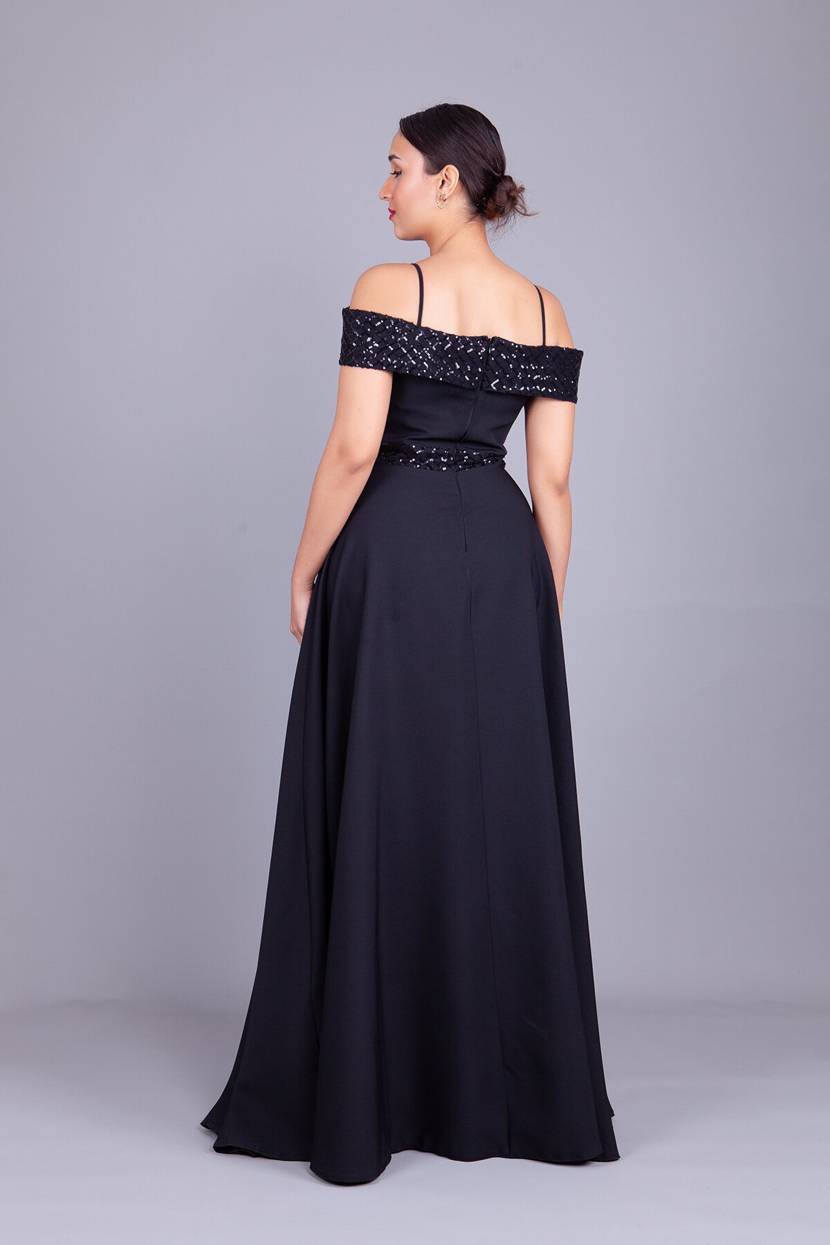 Long Flared Off-Shoulder Plaid Sequin Detail Evening Dress - Black - Bidoluelbise