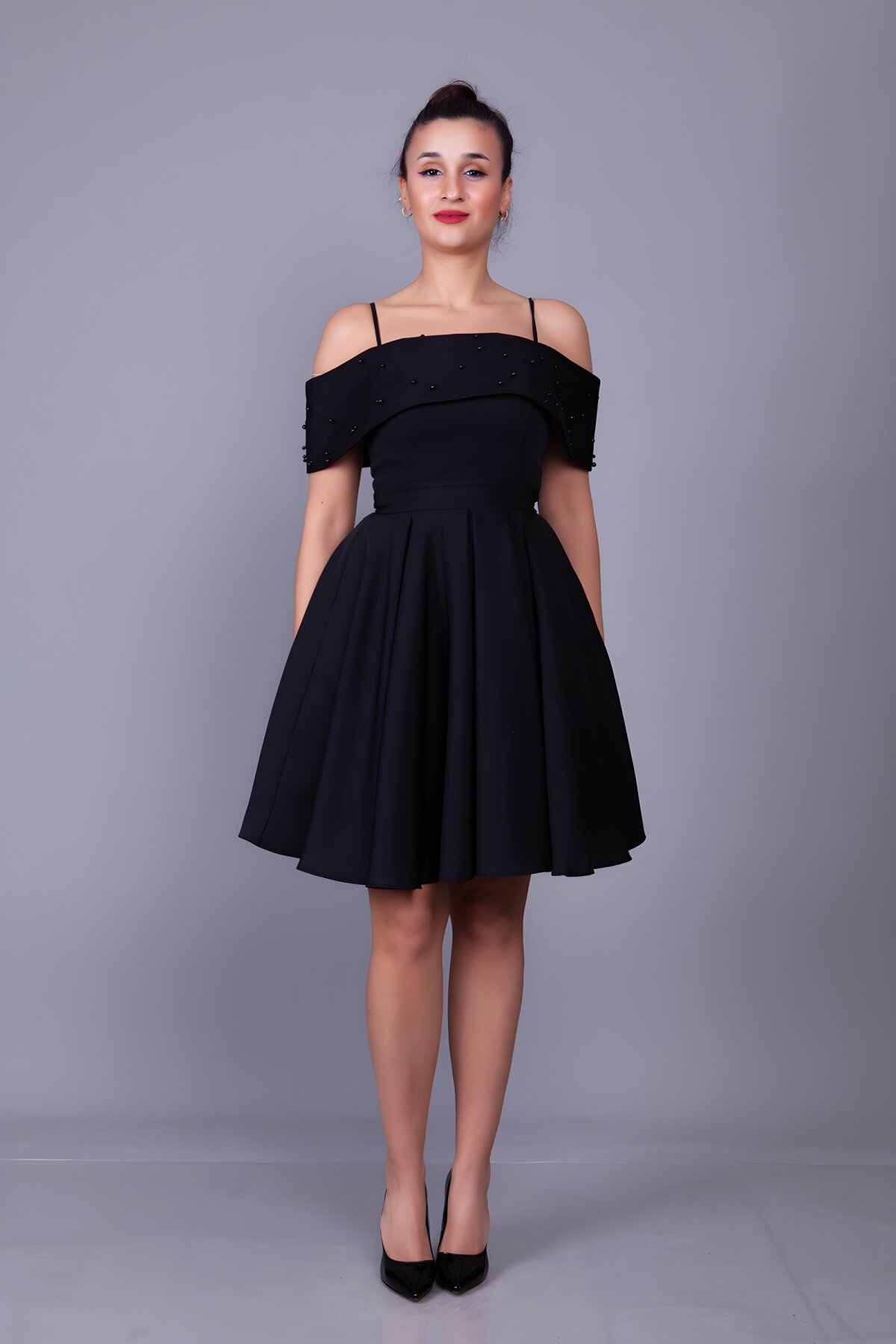 Midi Strappy Boat Neck Pearl-Detail Evening Dress - Black - Bidoluelbise