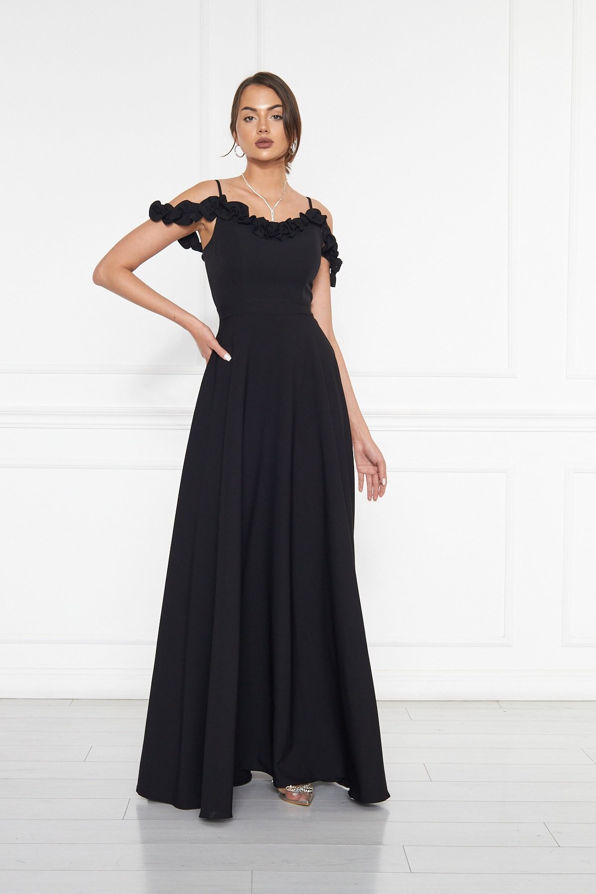 Long Flared Ruffle Detail Adjustable Straps Evening Dress - Black - Bidoluelbise