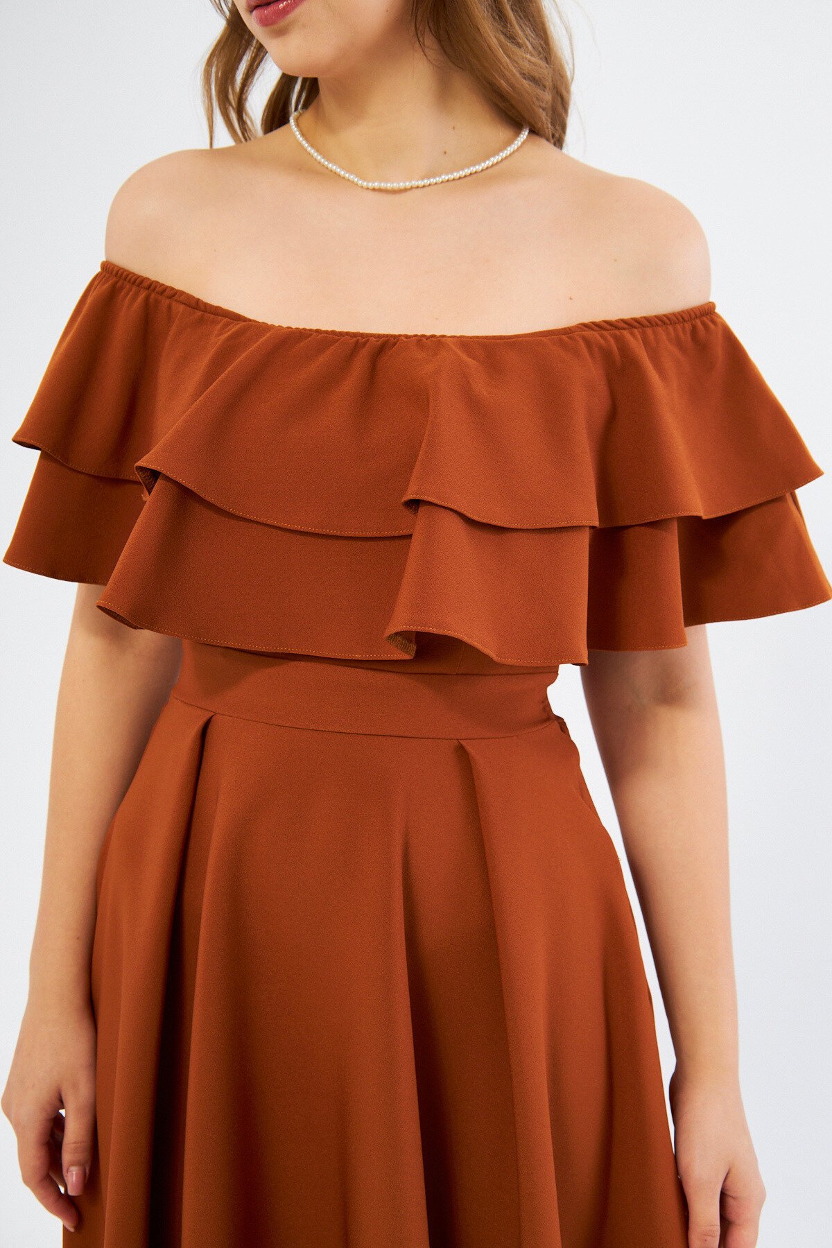 Midi Dropped-Shoulder Woven Ruffle-Neck Dress - Cinnamon - Bidoluelbise