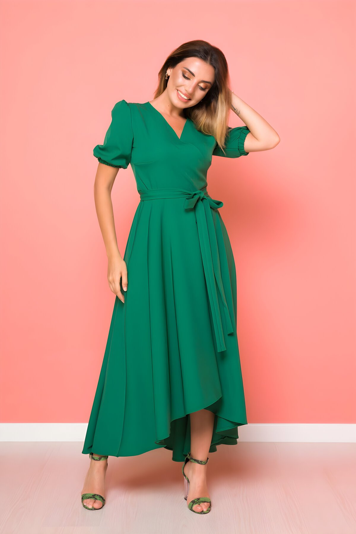 فستان بقصّة غير متماثلة أخضر عشبي بياقة كروزايه - Bidoluelbise