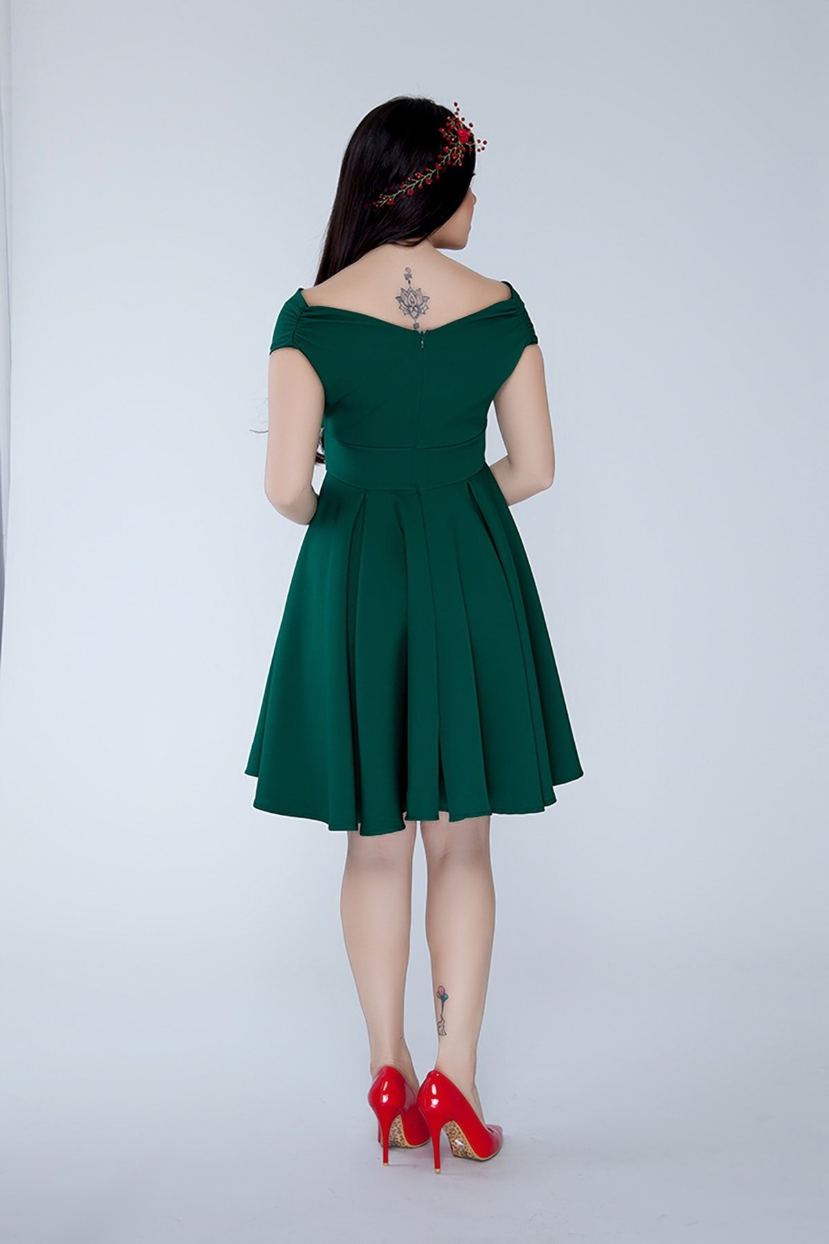 Mini Skater Pleated Boat Neck Evening Dress - Emerald Green - Bidoluelbise