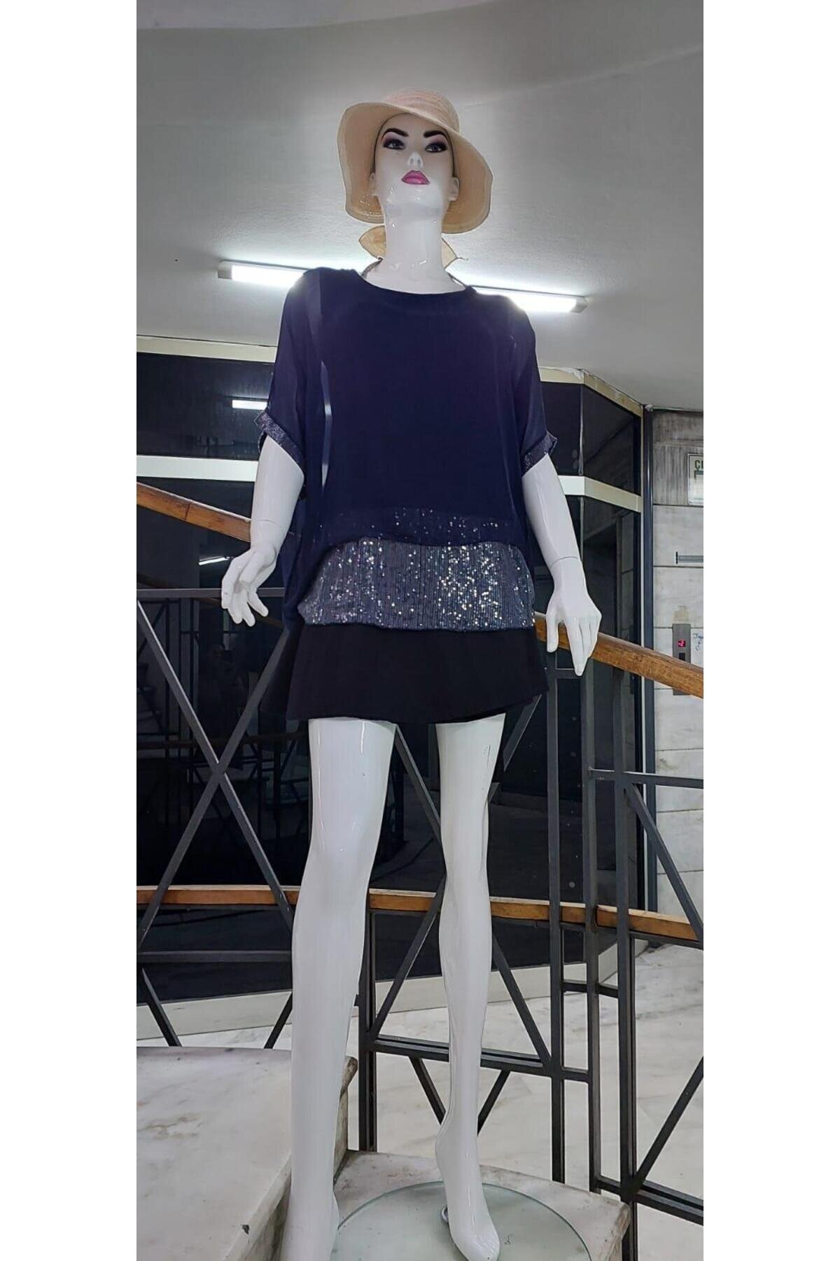 بلوزة حرير كحلية إيطالية بأكمام خفاش وترتر - Bohem Stil