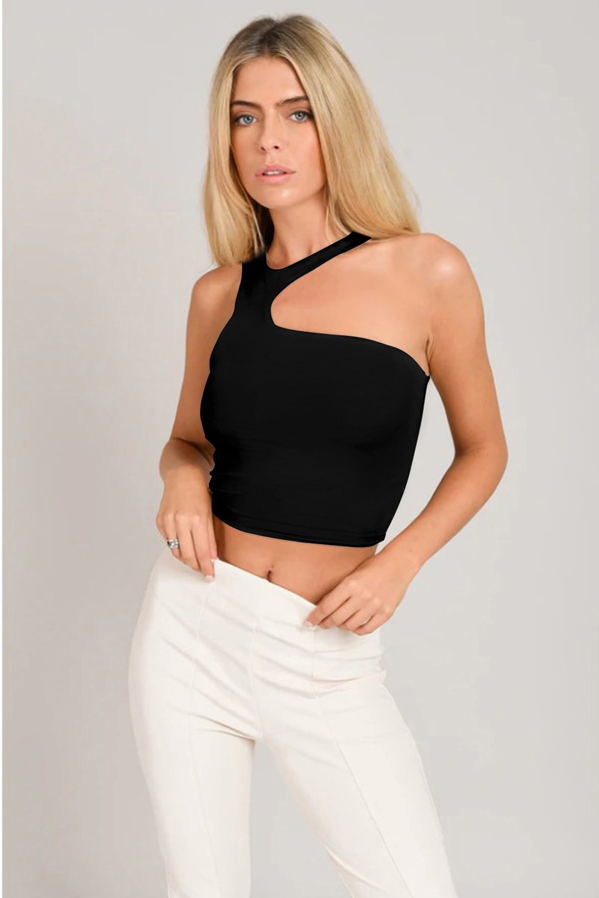 Asymmetric Halter-Neck Crop Top - Black - Charango