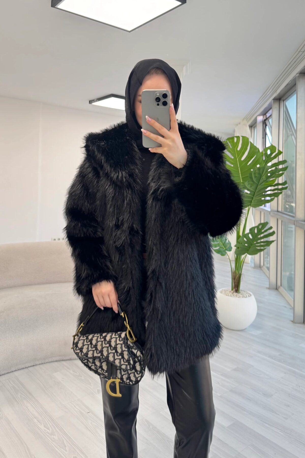 Statement Collar Detail Fur Winter Coat - Black - Luvita Co