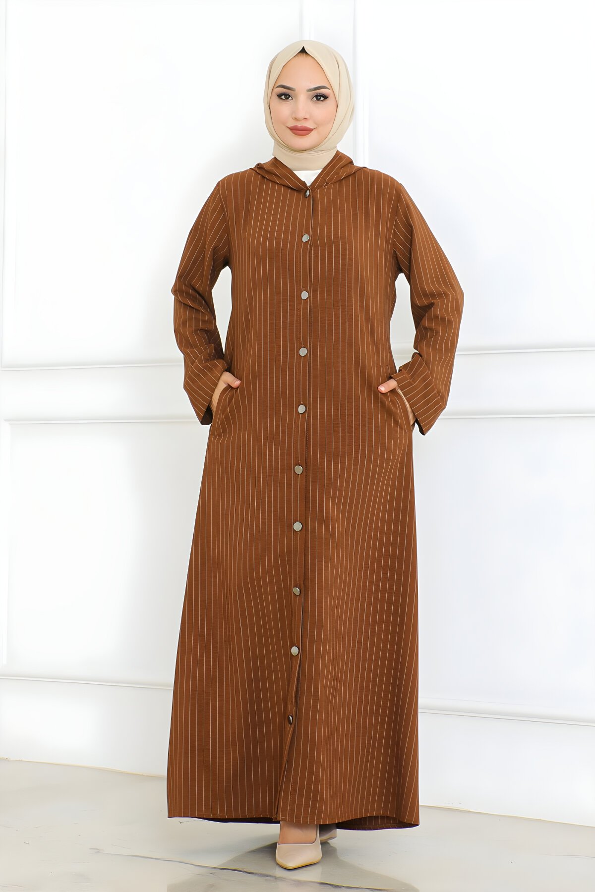 Kahverengi Ahsen Düğme Detaylı Elbise