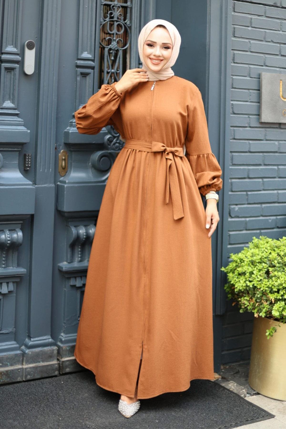 عباية بني بأكمام بالون وسحاب - Misskayle