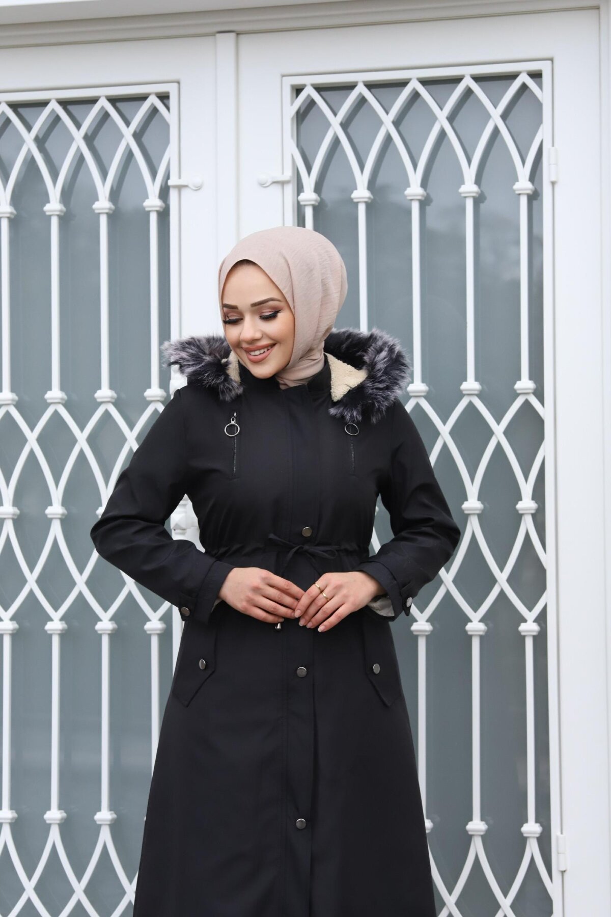 معطف أسود بتفاصيل سحاب مزدوج - Misskayle