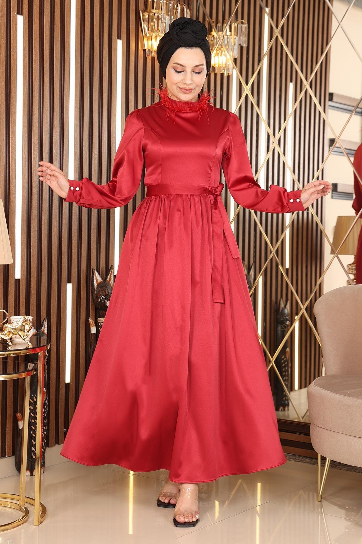 Kırmızı Saten Tüy Detaylı Tesettür Abiye Elbise - Modamihram