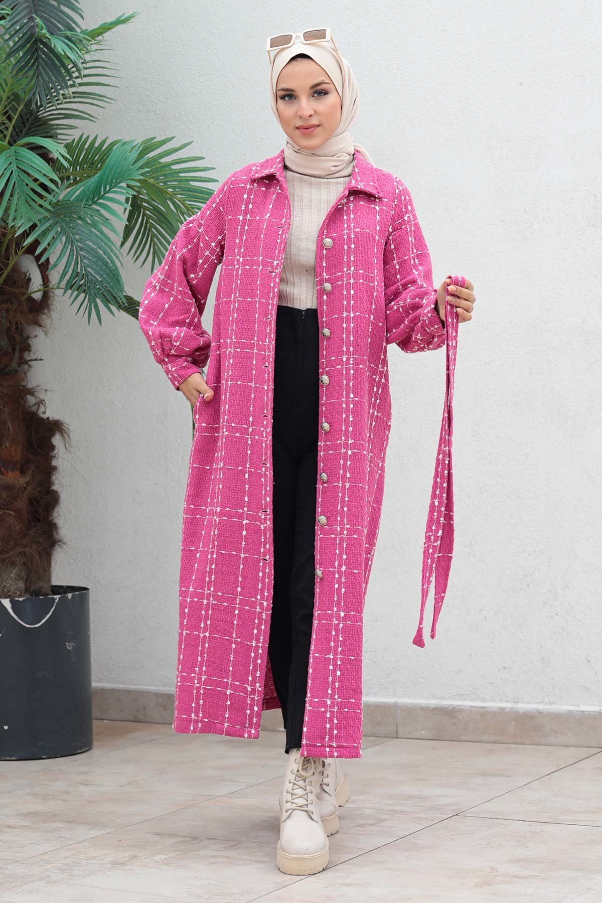 Pembe Kaşe Düğmeli Kaban - Modamihram