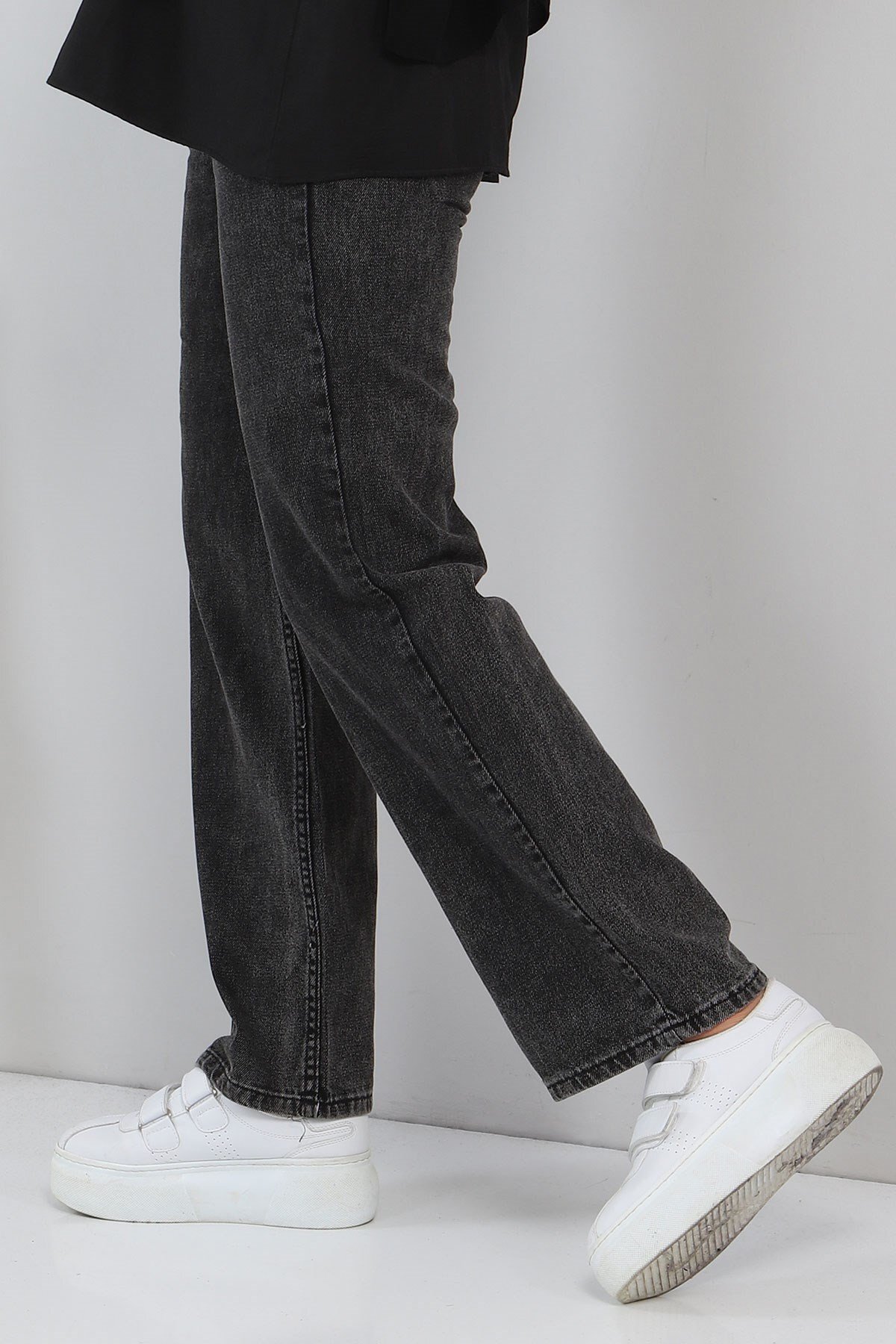 Wide Leg Denim Modest Pants - Black - Modamihram