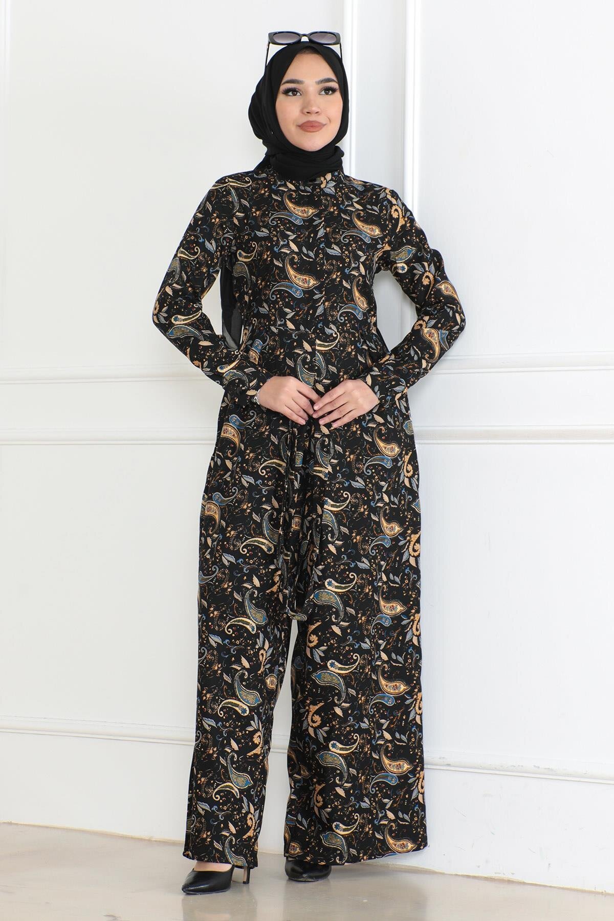 Patterned Modest Jumpsuit Dress - Black - Modamihram