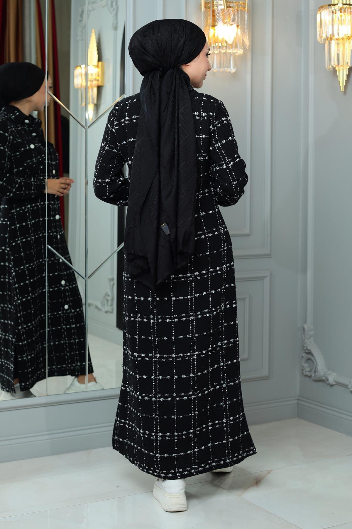 Felted Button-Detail Winter Coat - Black - Modamihram