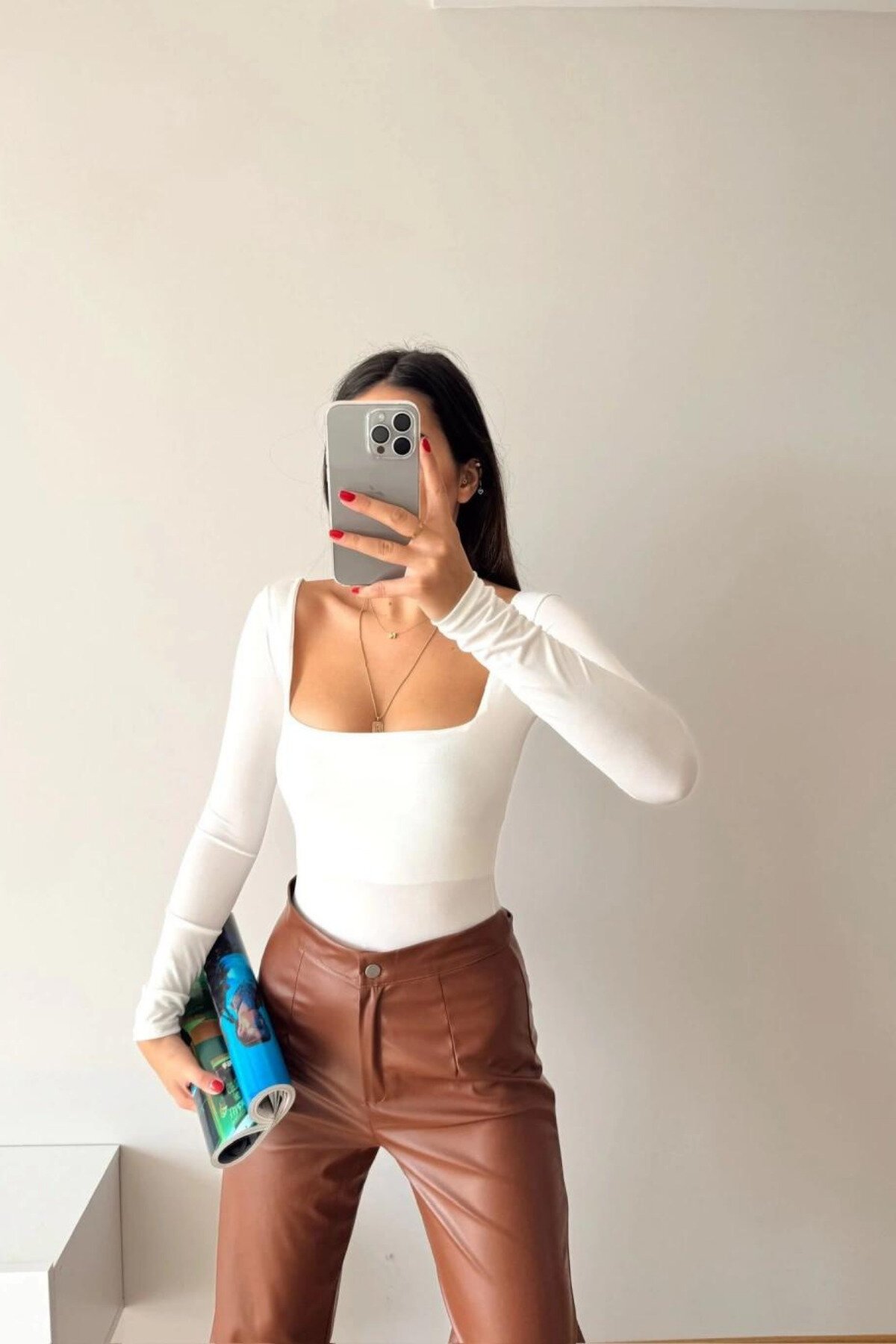 Square Neck Bodysuit - White - MOZENA