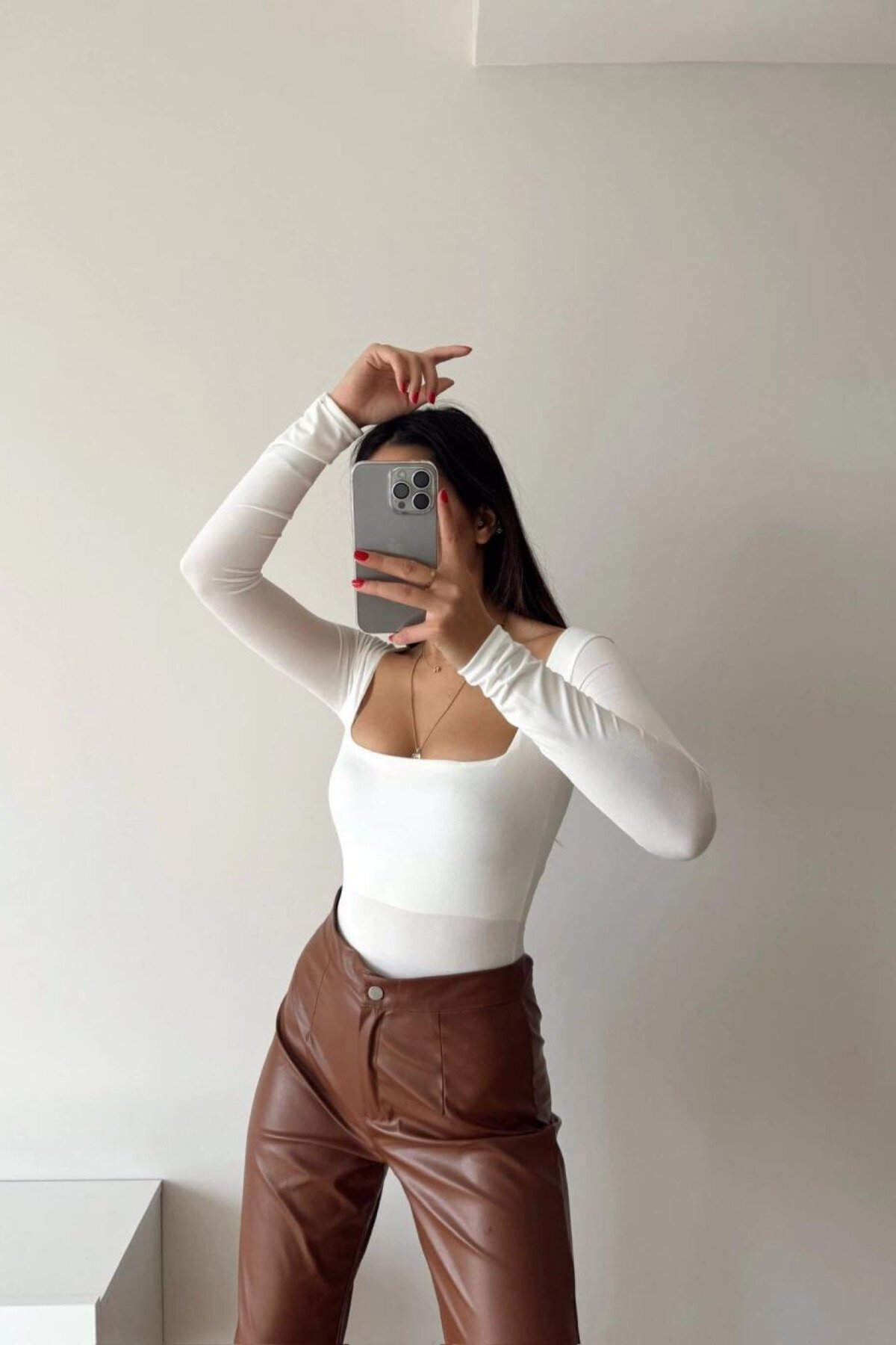 Square Neck Bodysuit - White - MOZENA
