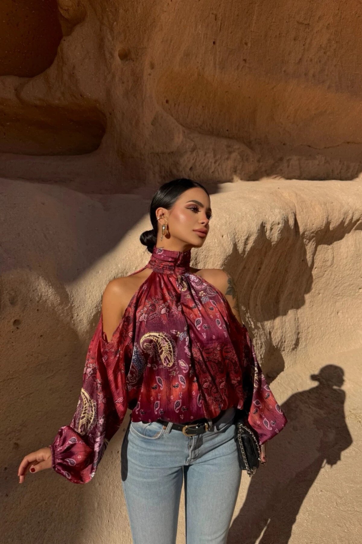 Chiffon Patterned Cold Shoulder Stand Collar Blouse - Burgundy - MOZENA