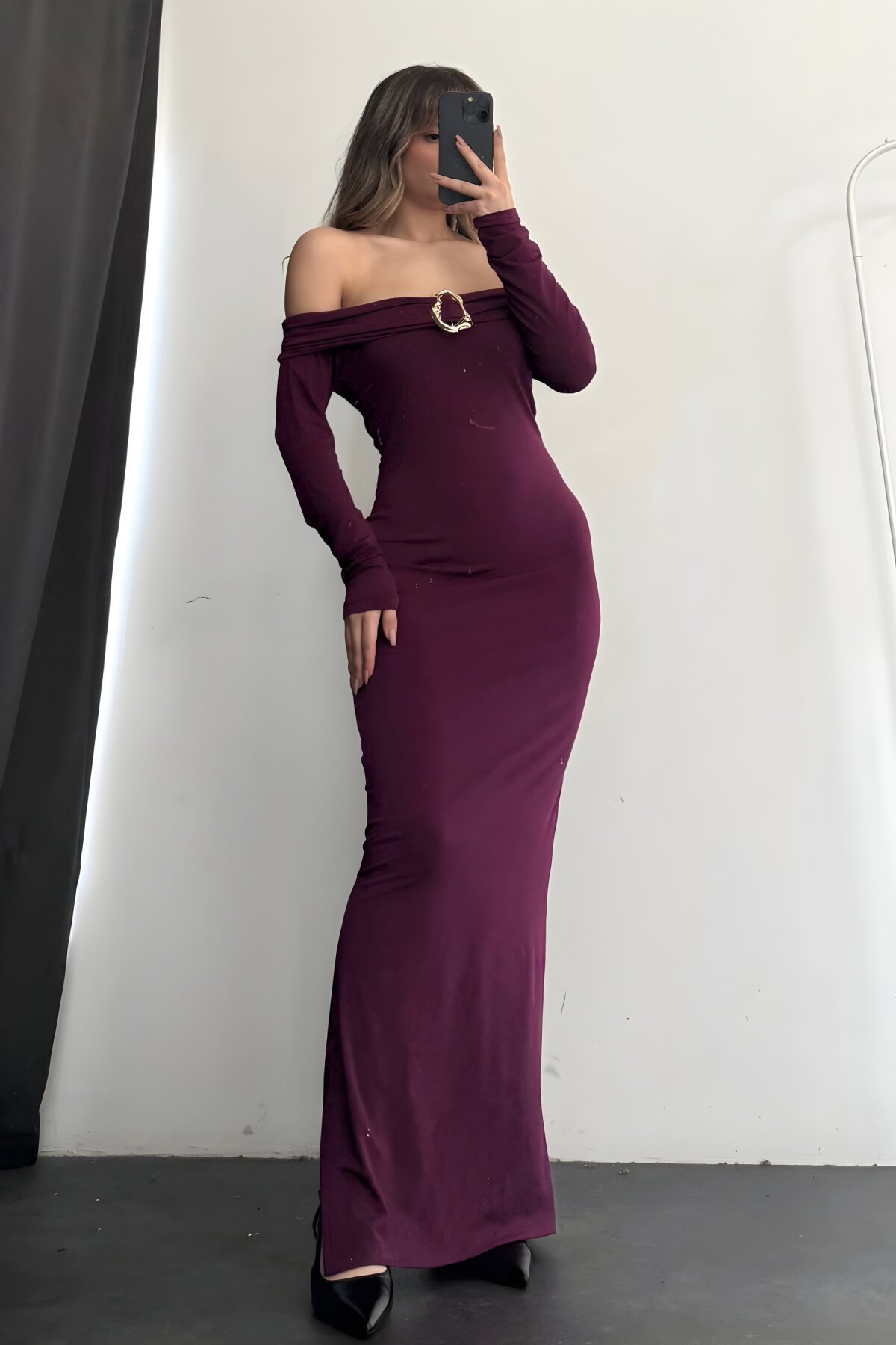 Long Strapless Slit Madonna Neck Buckle Detail Evening Dress - Plum - MOZENA