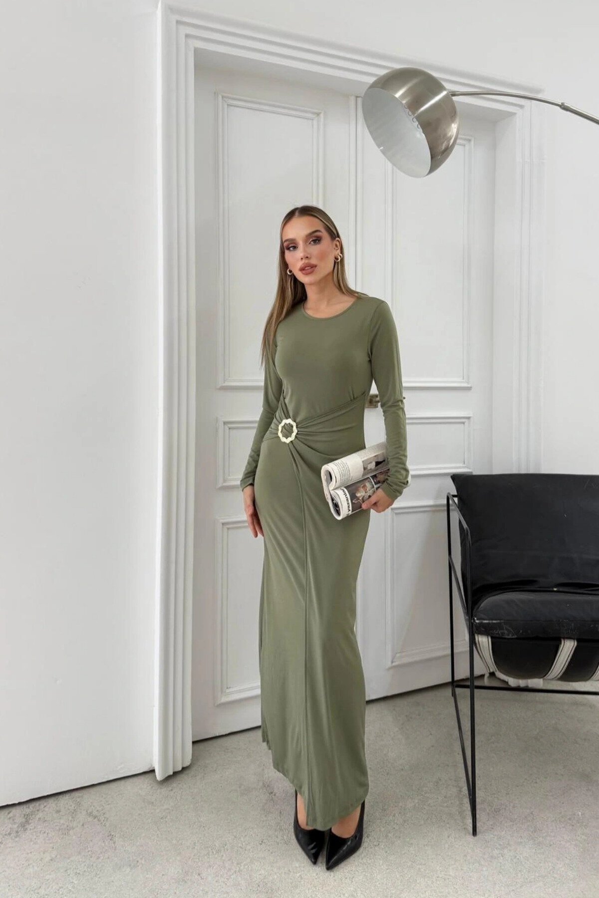 Long Sandy Draped-Waist Accessory-Detail Dress - Green - MOZENA
