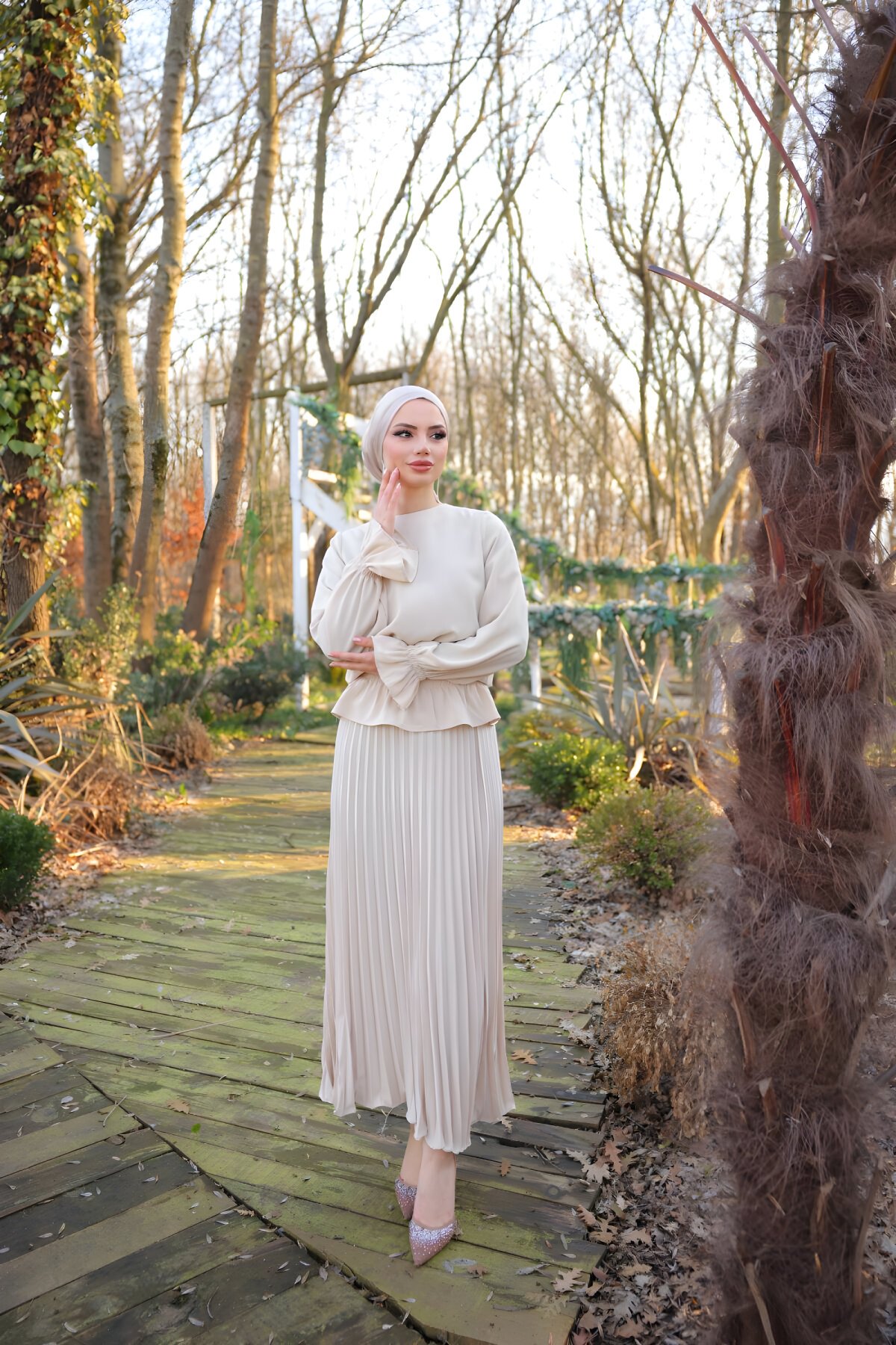 Modest Pleated Skirt Dress - Light Beige - Nissra