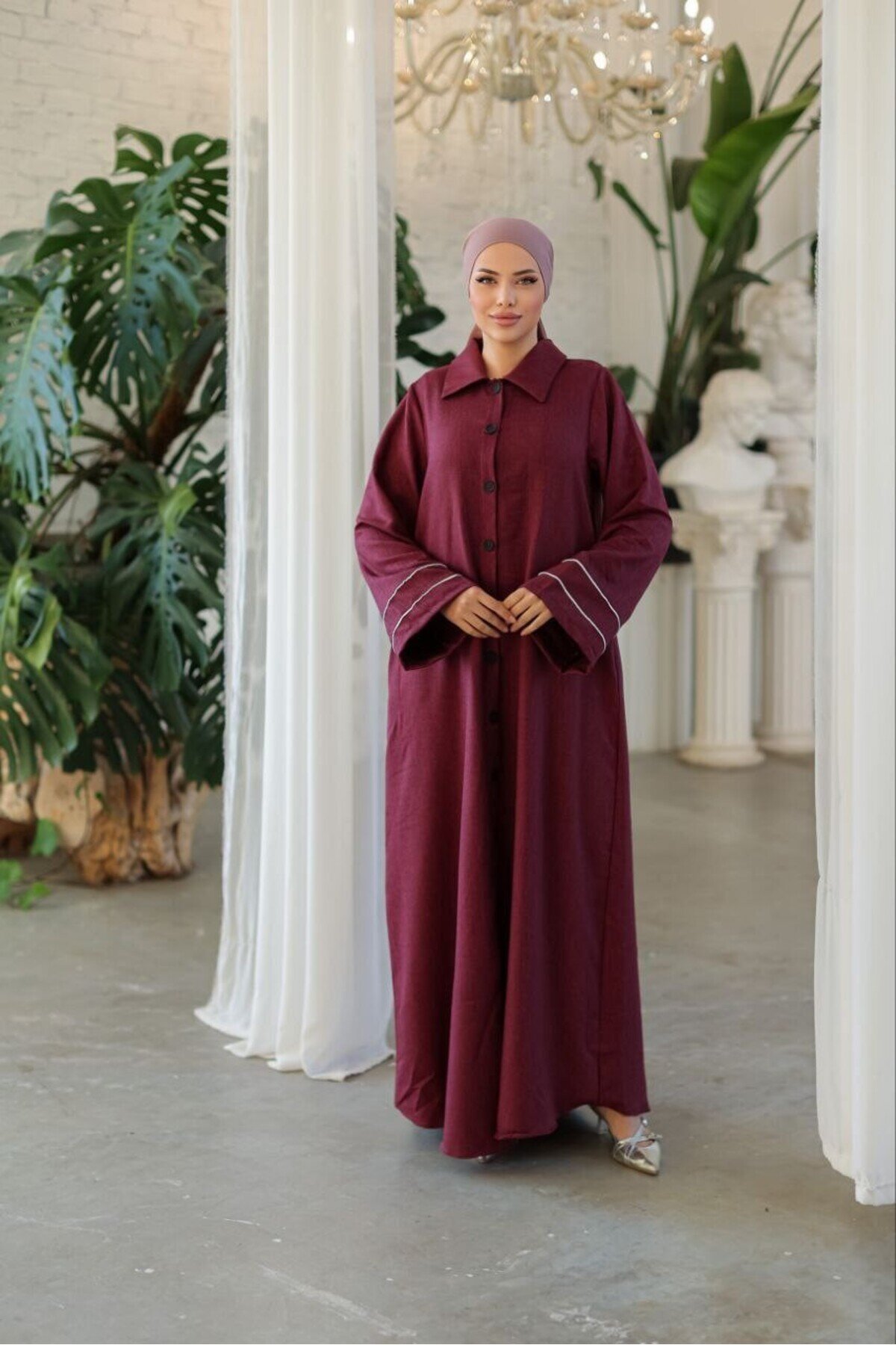 Mürdüm Tam Boy Düğmeli Kolu Biyeli Ferace - Nissra