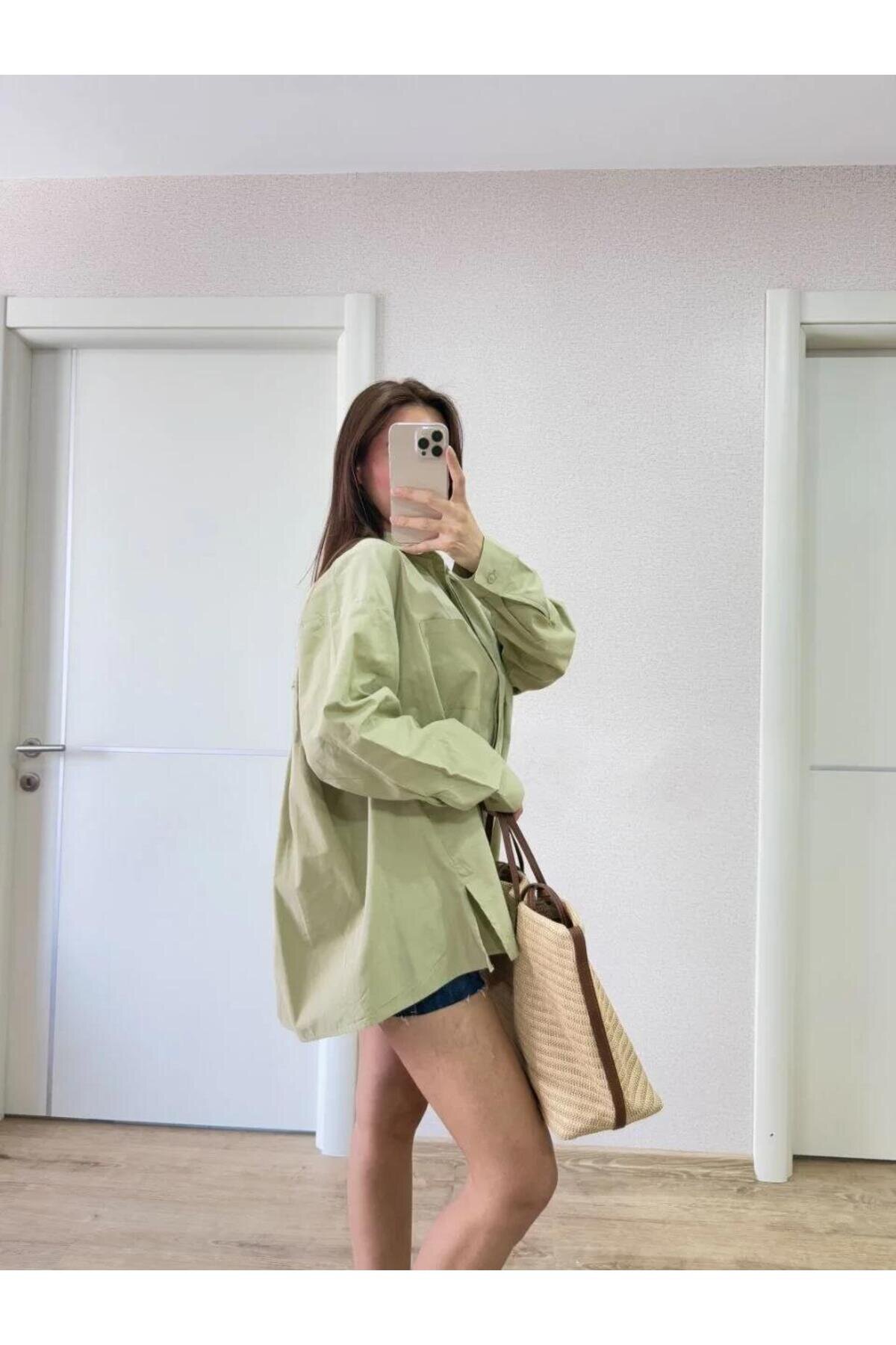 Poplin Collared Side-Slit Back-Dart Detail Shirt - Green - RAWEA FASHİON