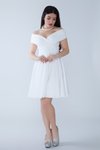 Beyaz Mini Kloş Dökümlü Kayık Yaka Pileli Abiye Elbise