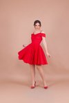 Kırmızı Mini Askılı Pileli Düşük Omuz Detay Abiye Elbise
